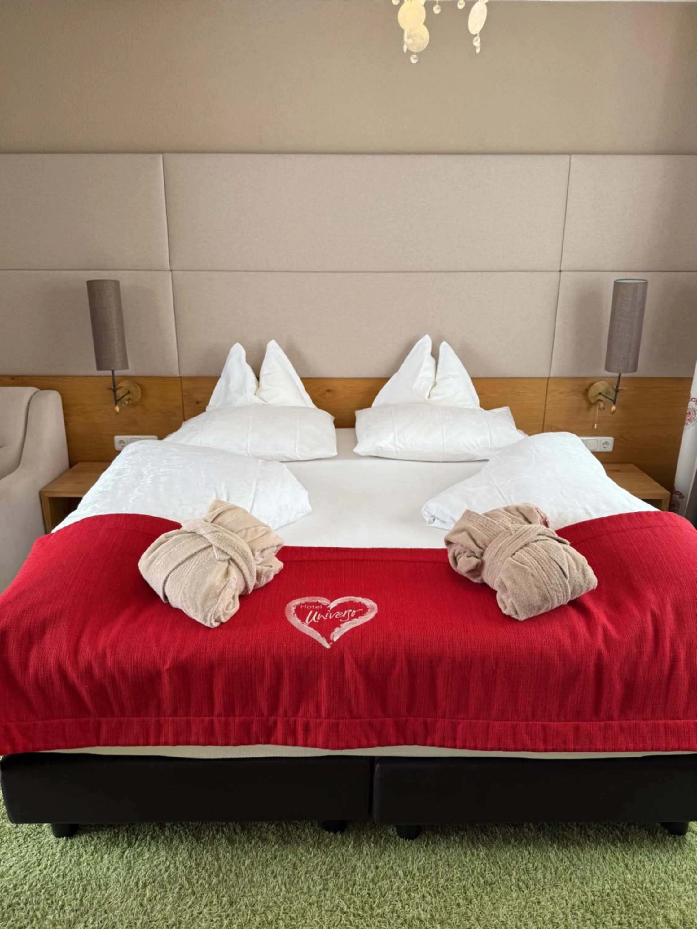 Bed in Hotel Universo