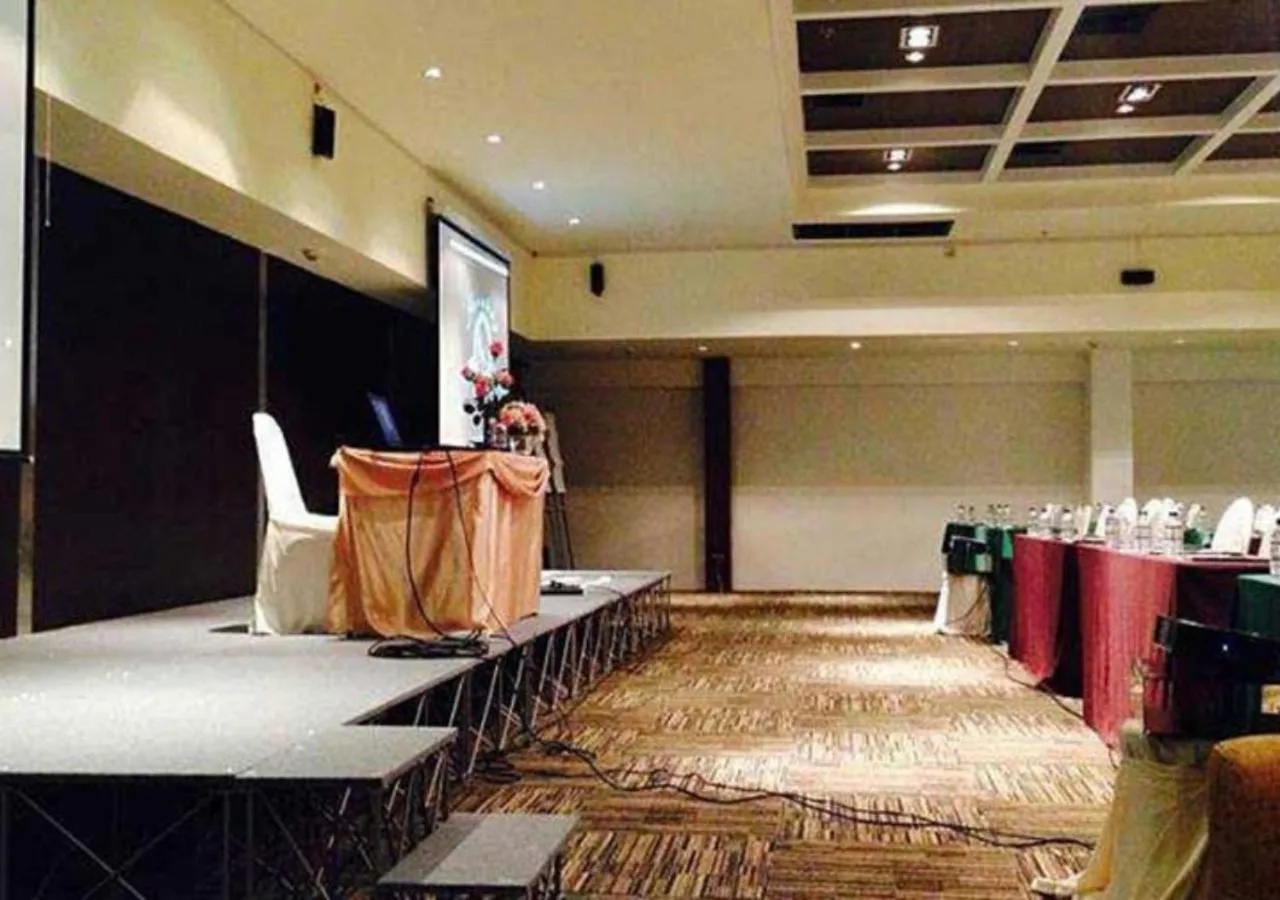 Meeting/conference room in The Solac At Srinakarin