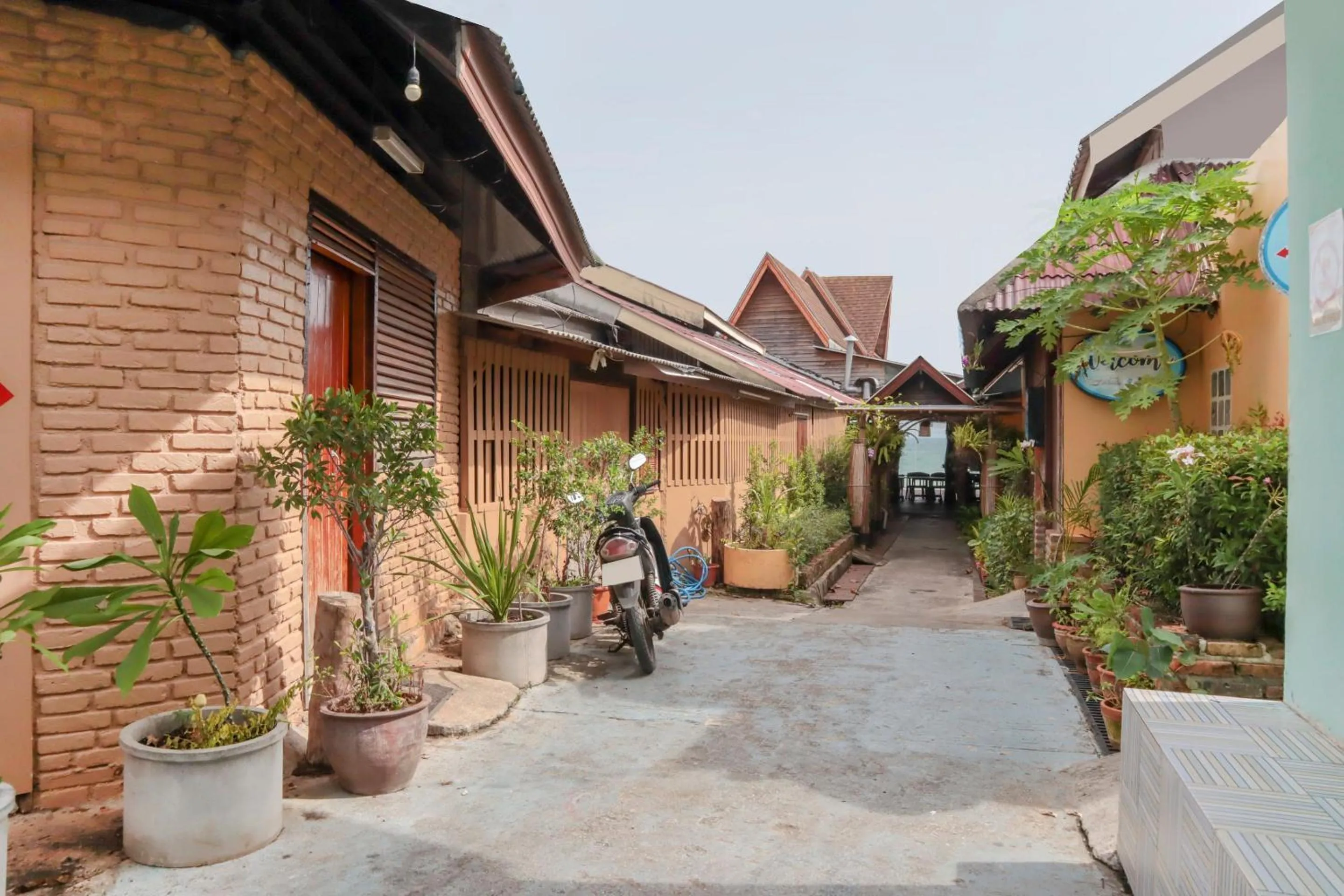 Other, Property Building in OYO 681 Paradise Hotel