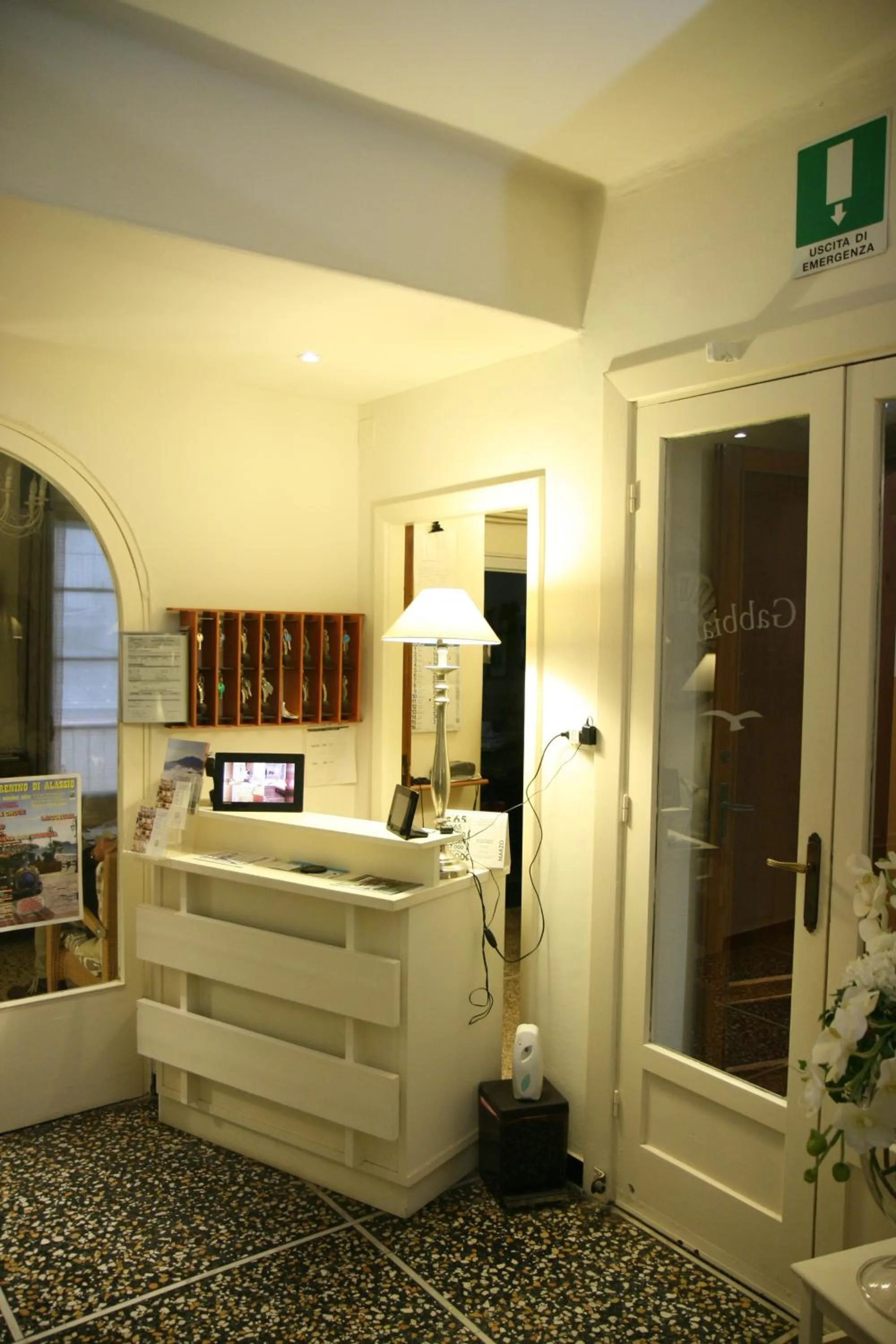 Lobby or reception, Bed in Hotel Gabbiano