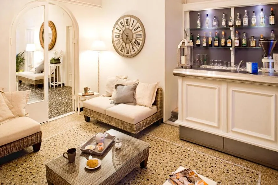 Lounge or bar in Hotel Gabbiano
