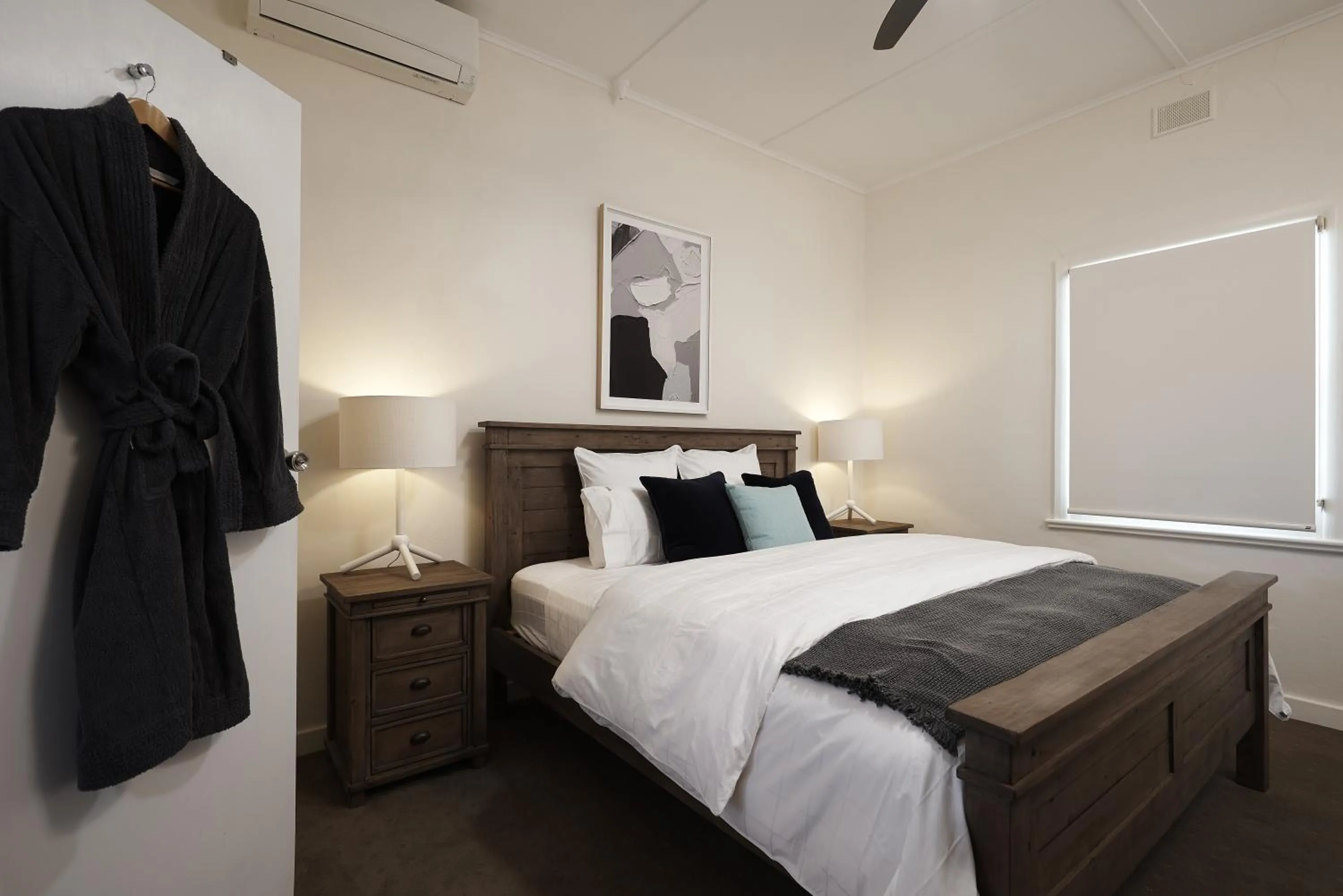 Bedroom in Tomfoolery Winemaker's Cottage Barossa Valley