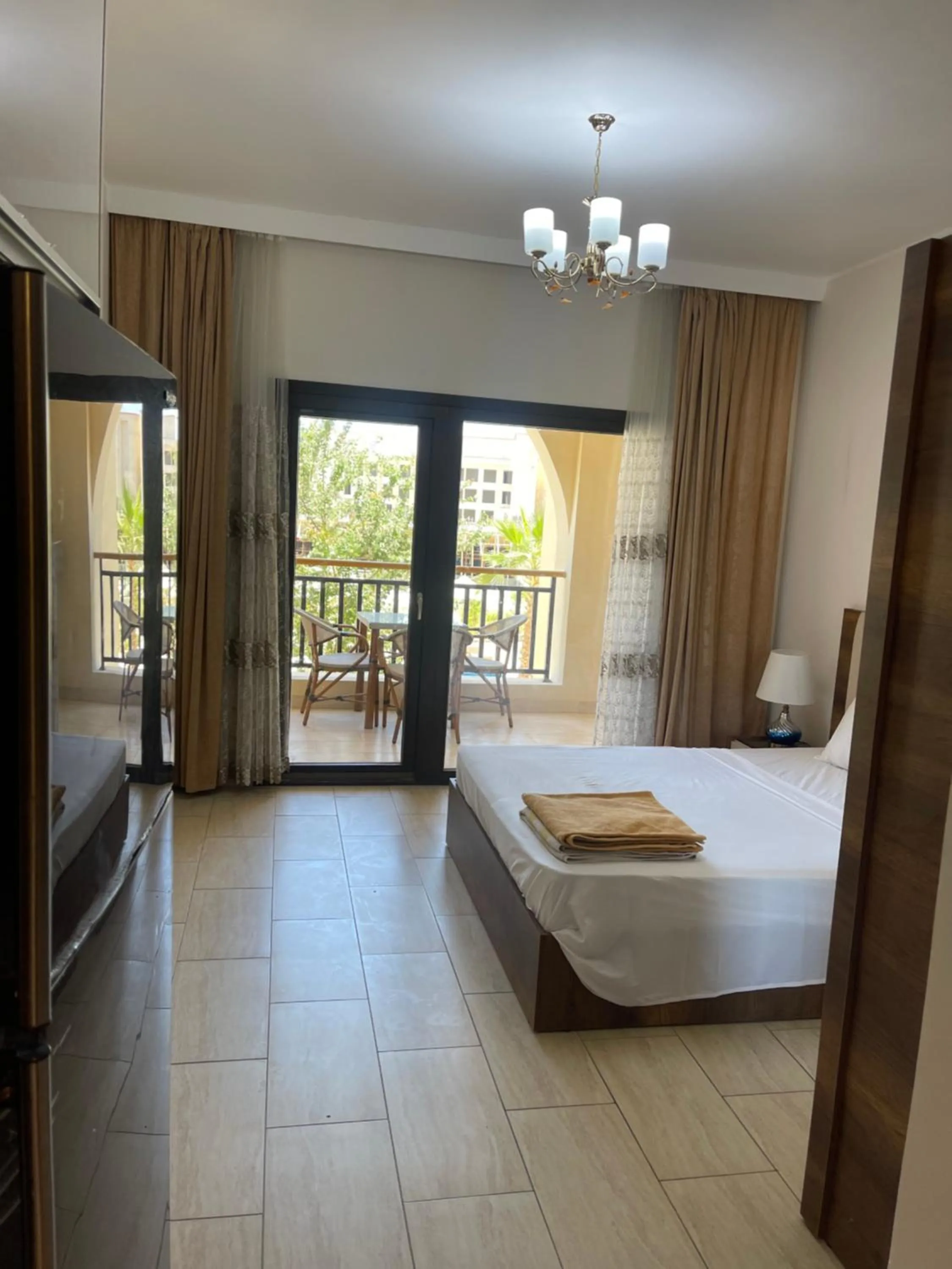 Bed in AlDau Heights Apartments