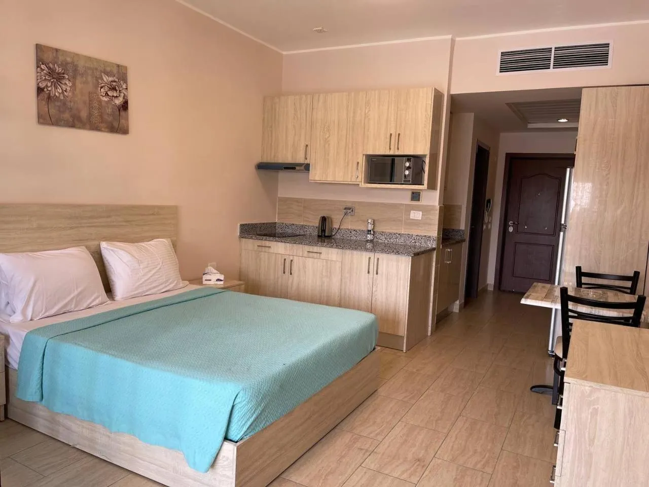 Bed in AlDau Heights Apartments