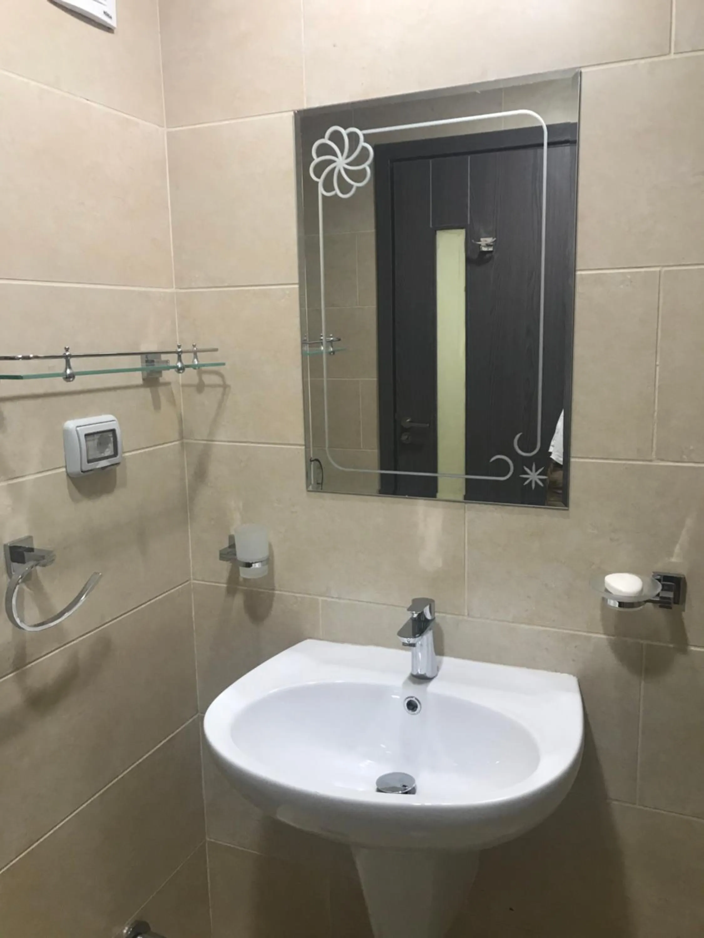 Bathroom in AlDau Heights Apartments