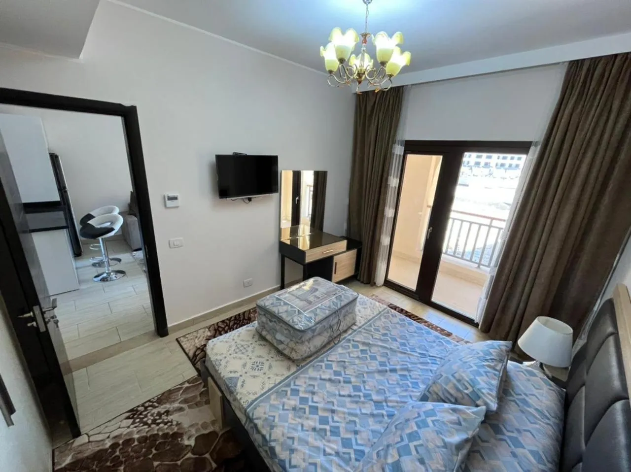Bed in AlDau Heights Apartments