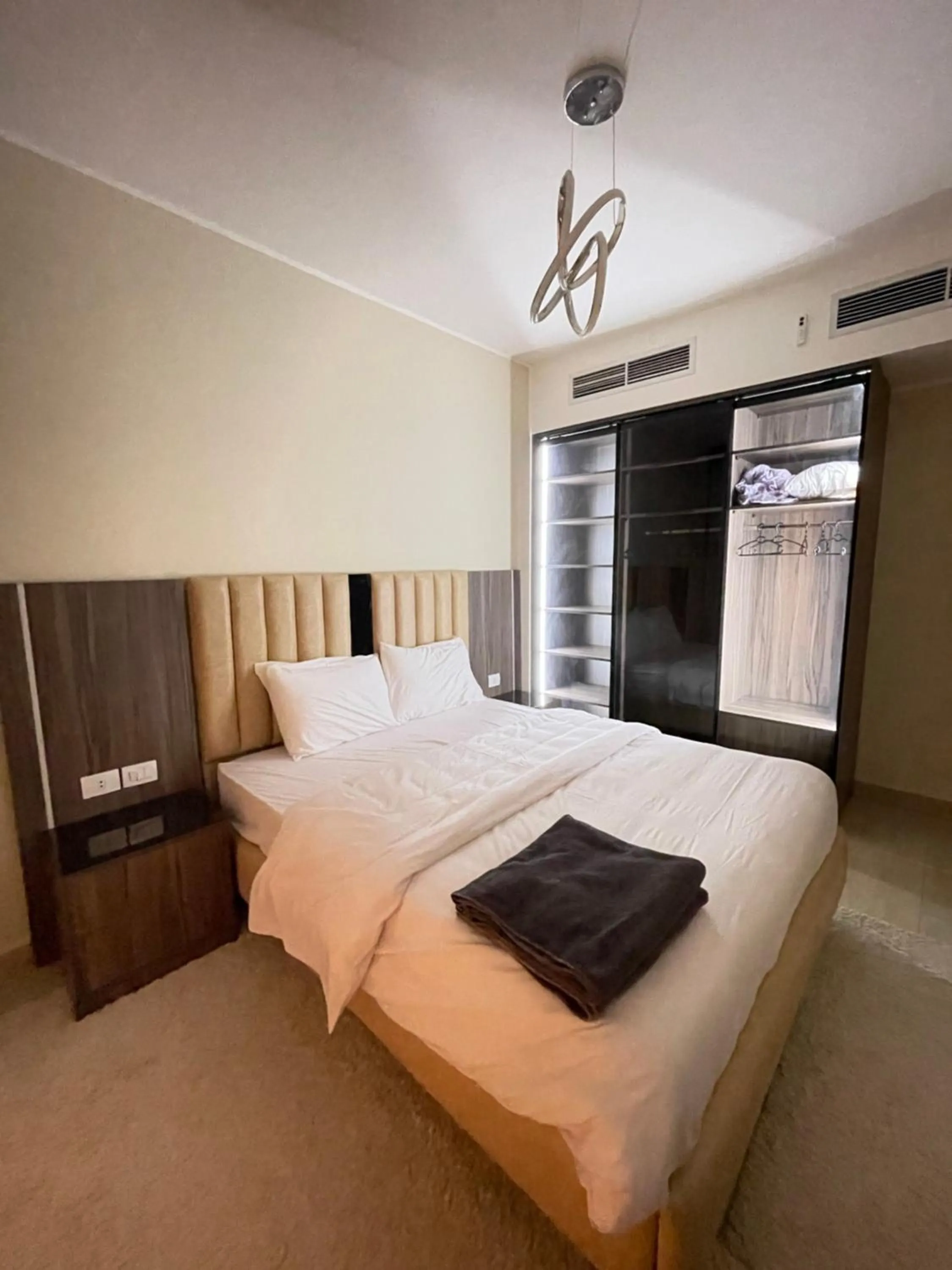 Bed in AlDau Heights Apartments
