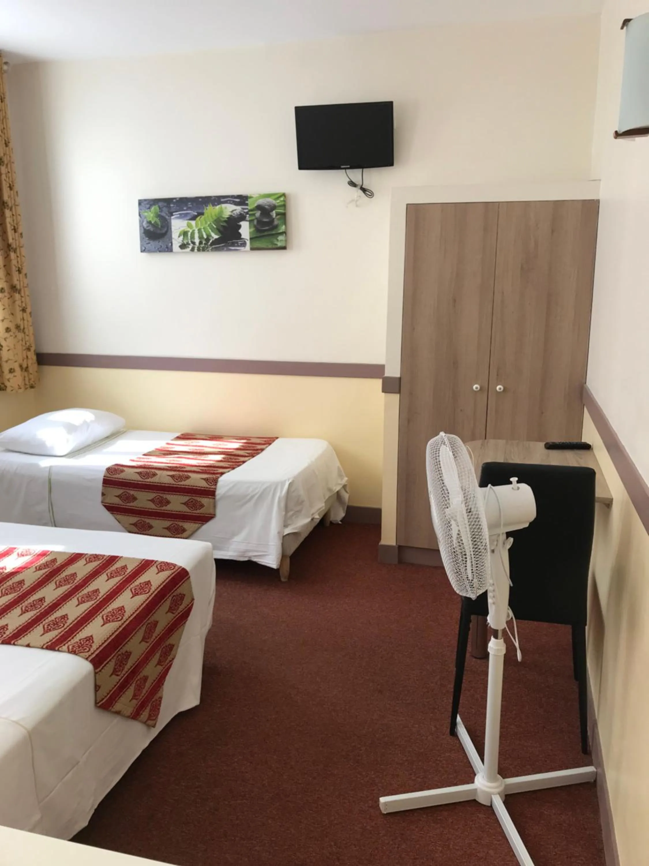 Hotel des Bains à 10 min de Paris