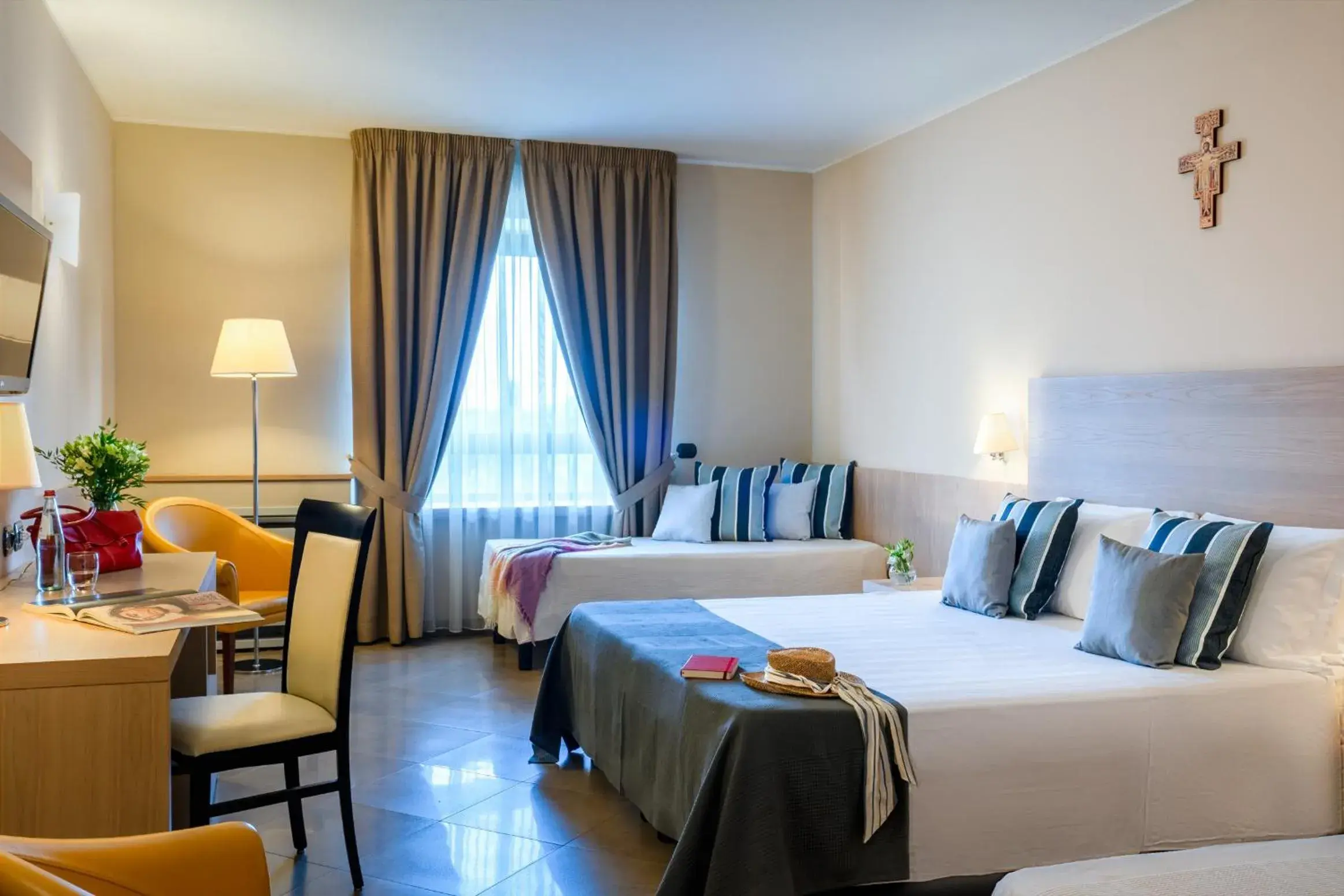 Double Room in Domus Pacis Assisi Double Room in Domus Pacis Assisi