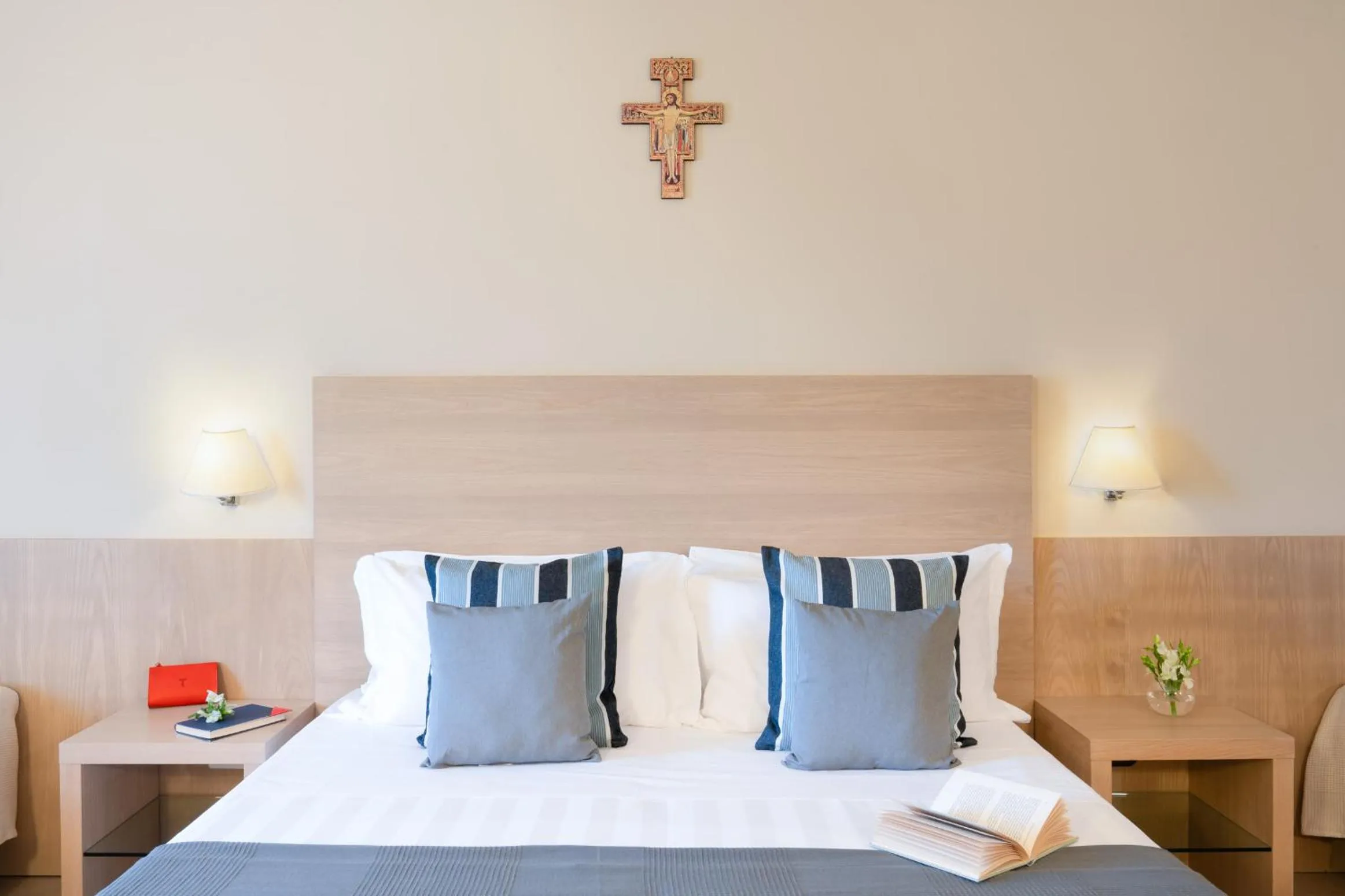 Bedroom, Bed in Domus Pacis Assisi