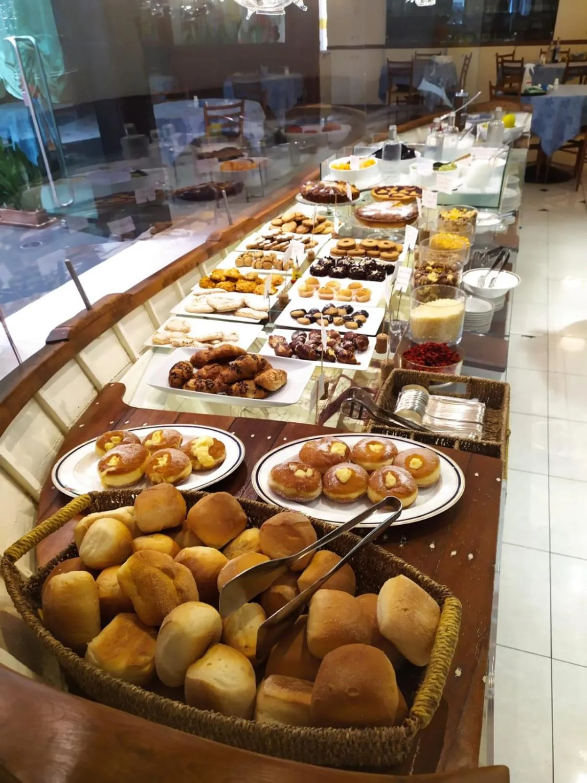 Breakfast in Piccolo Hotel