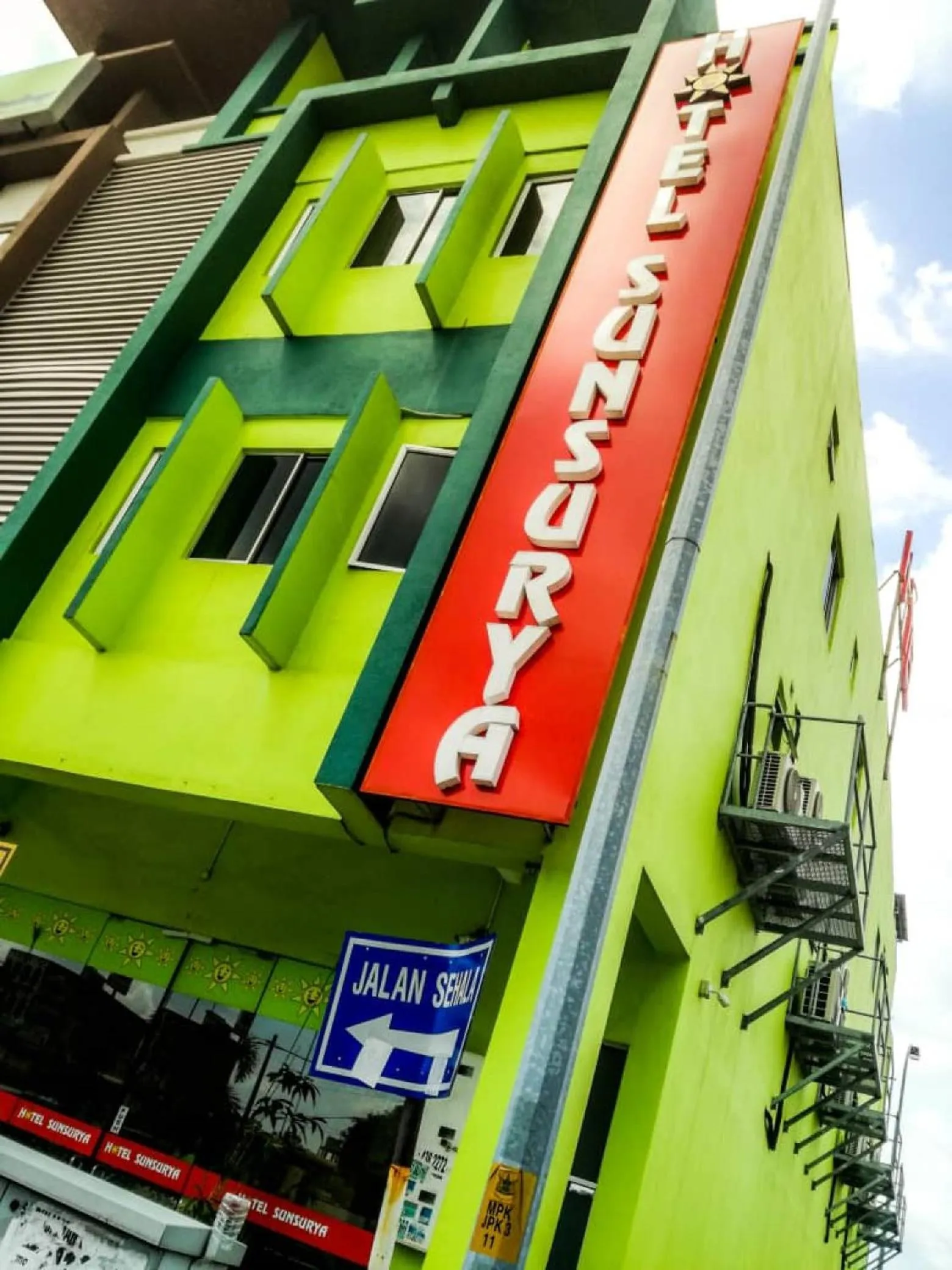 Property building in Hotel Sunsurya