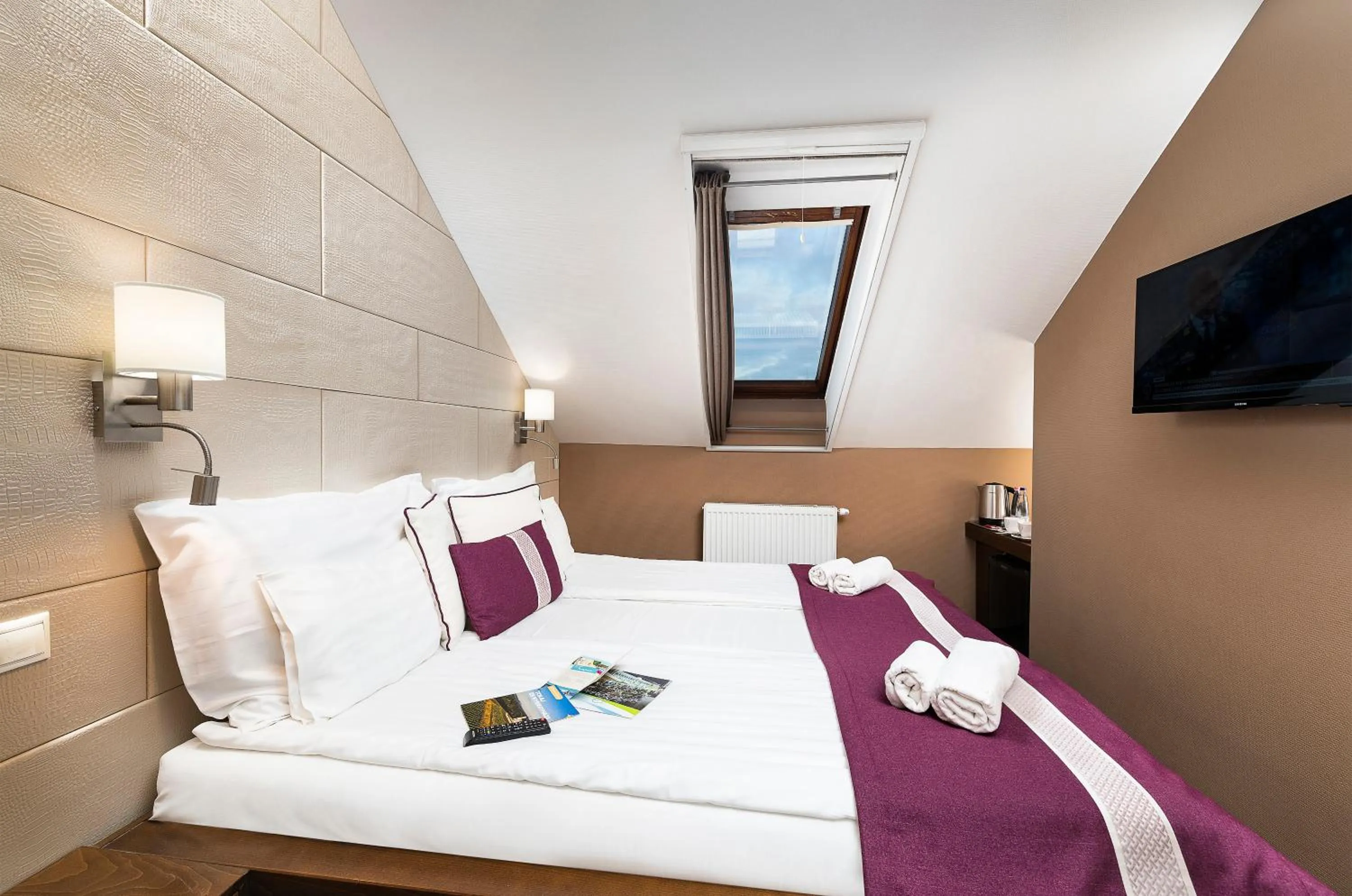 Bed in Hotel Fürdőház