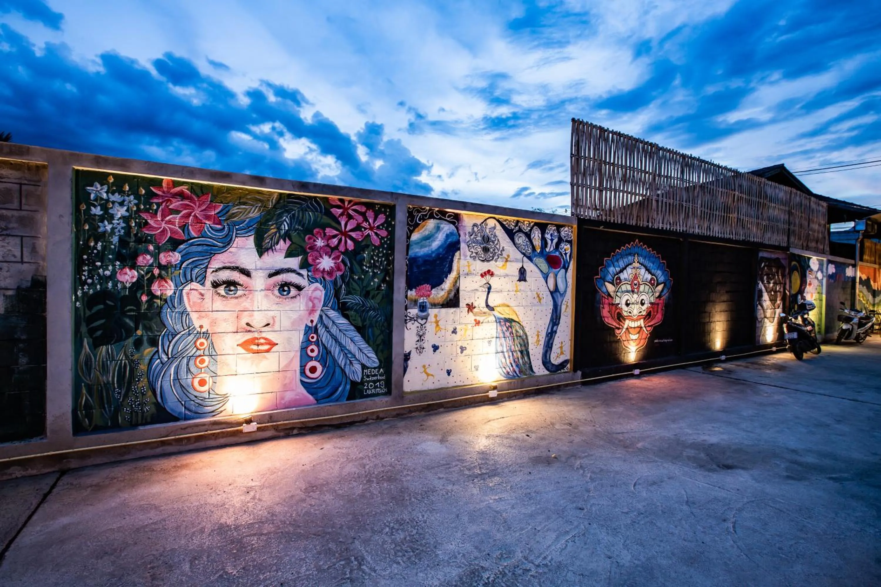 Facade/entrance in Pai My Way Hostel