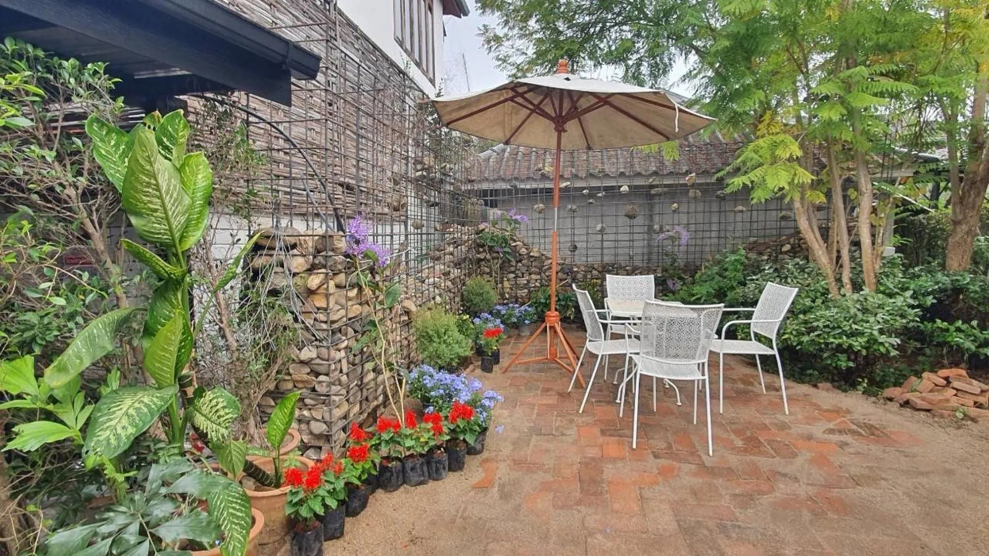 Garden in Pai My Way Hostel