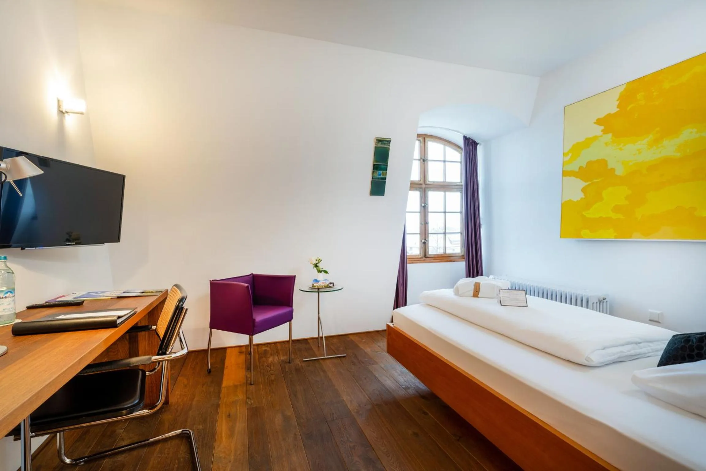 Photo of the whole room, Bed in Schloss Lautrach