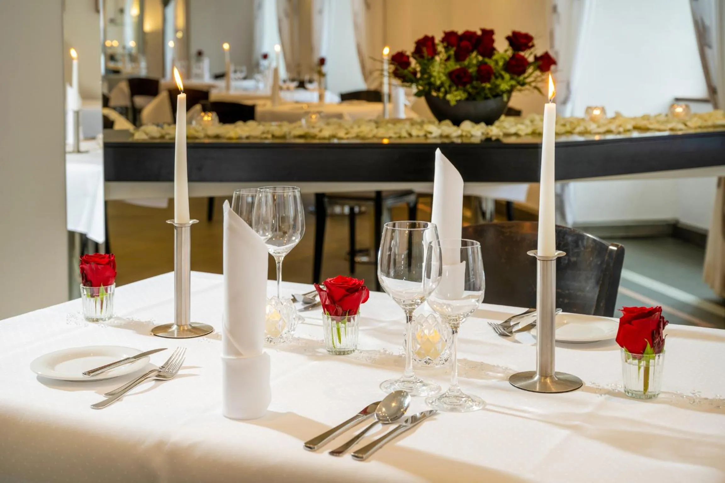 Restaurant/places to eat in Schloss Lautrach