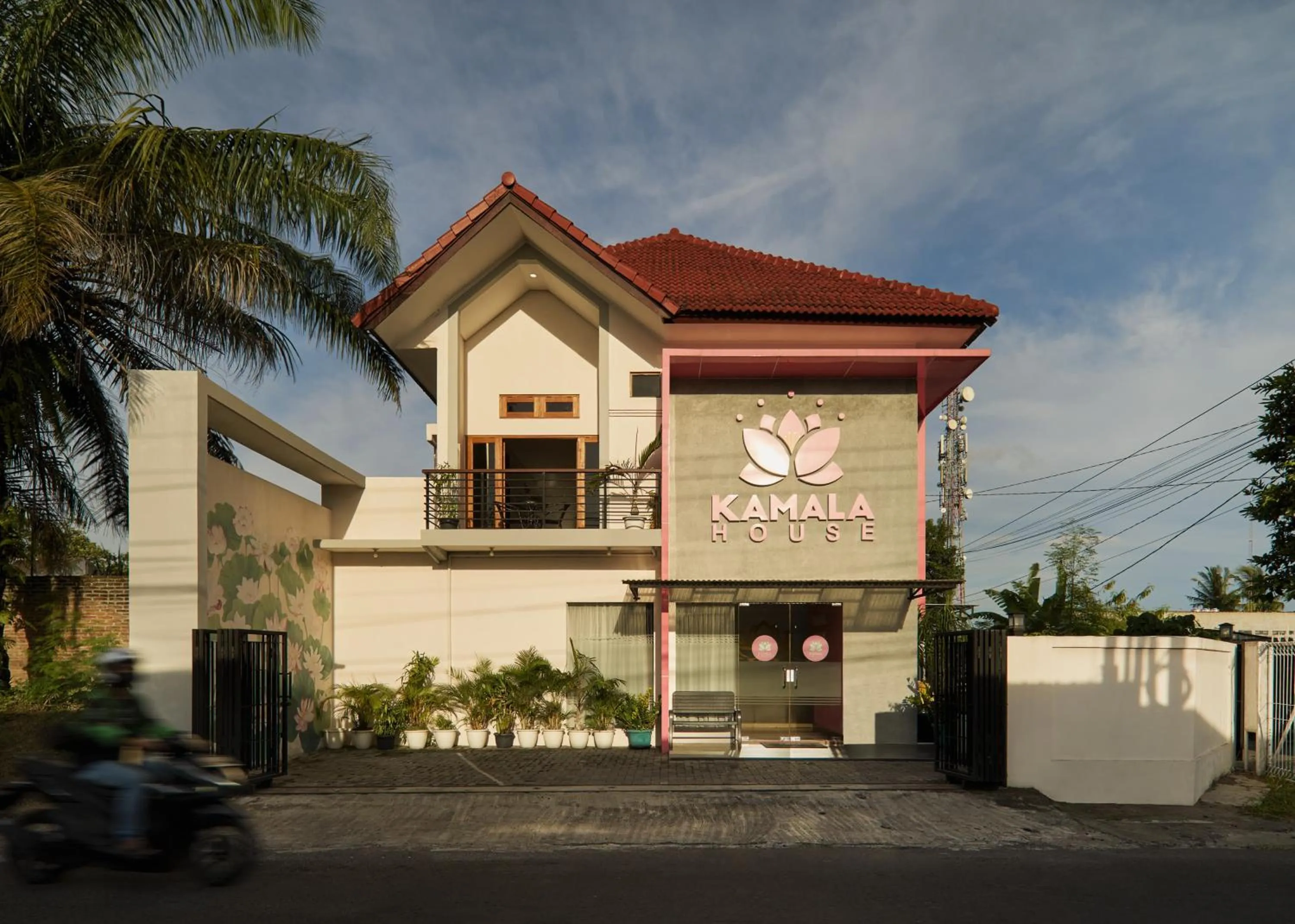 Property building in Kamala House