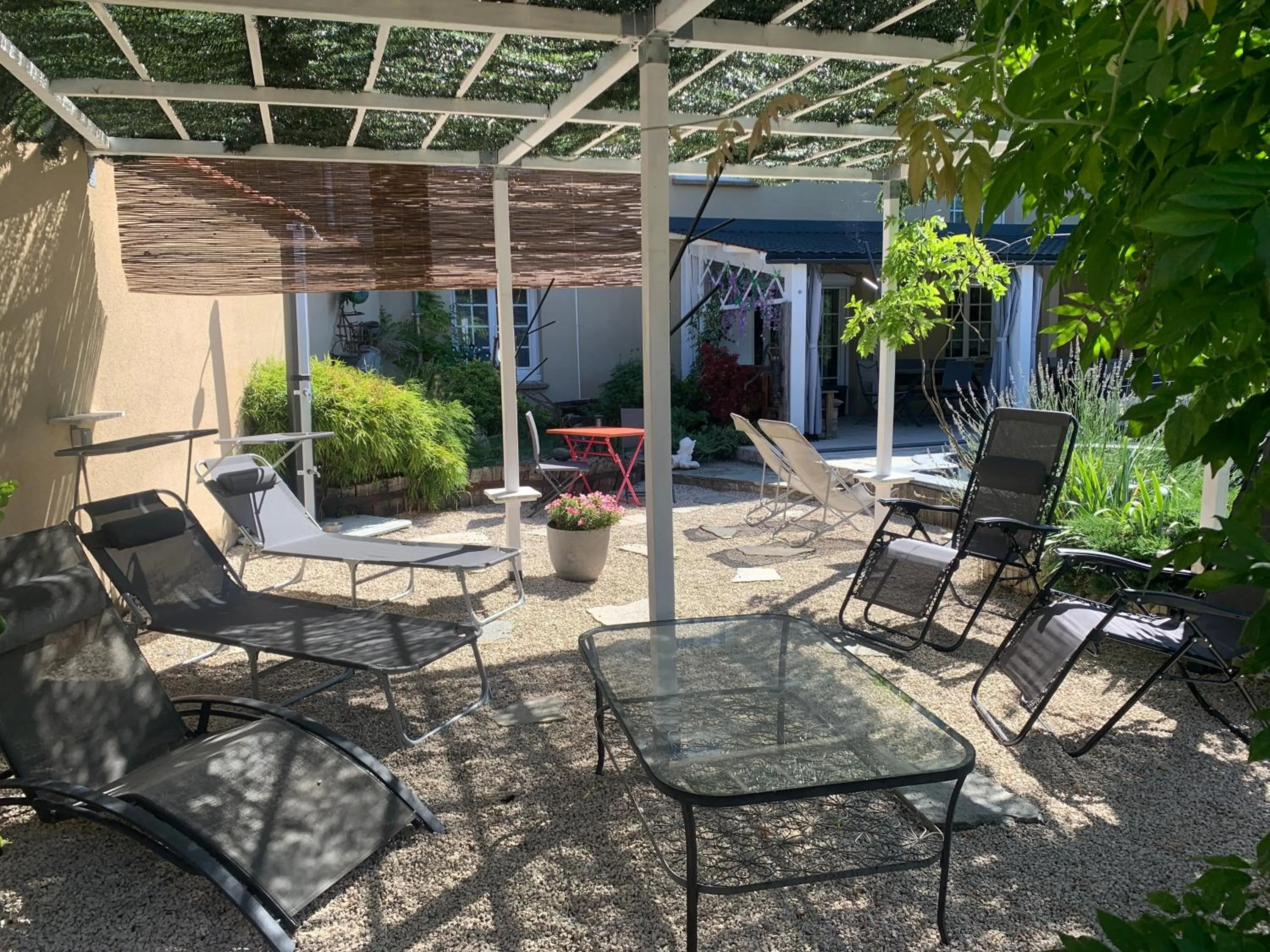 Chambres d'Hôtes LES VERGERS DE LOUISE