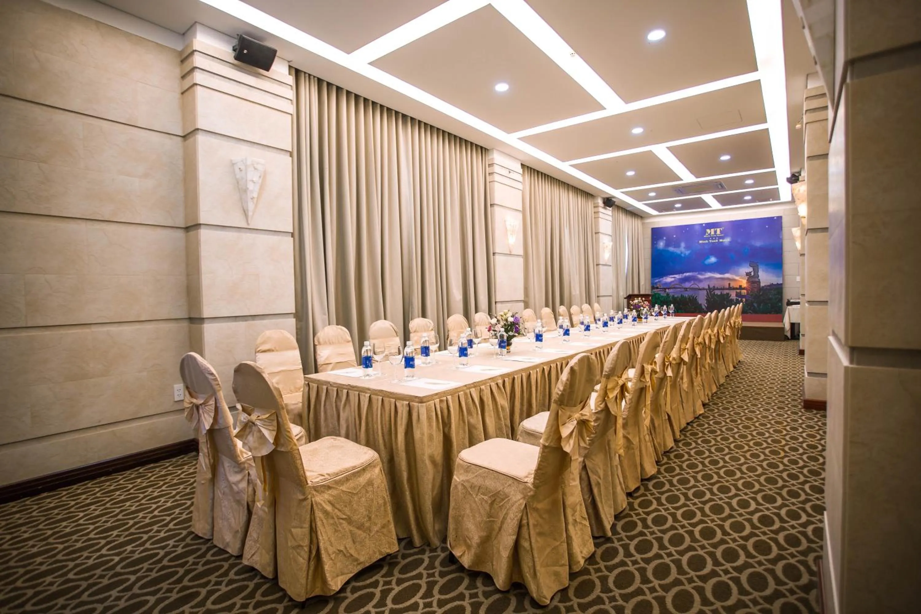 Meeting/conference room in Minh Toan Athena Hotel