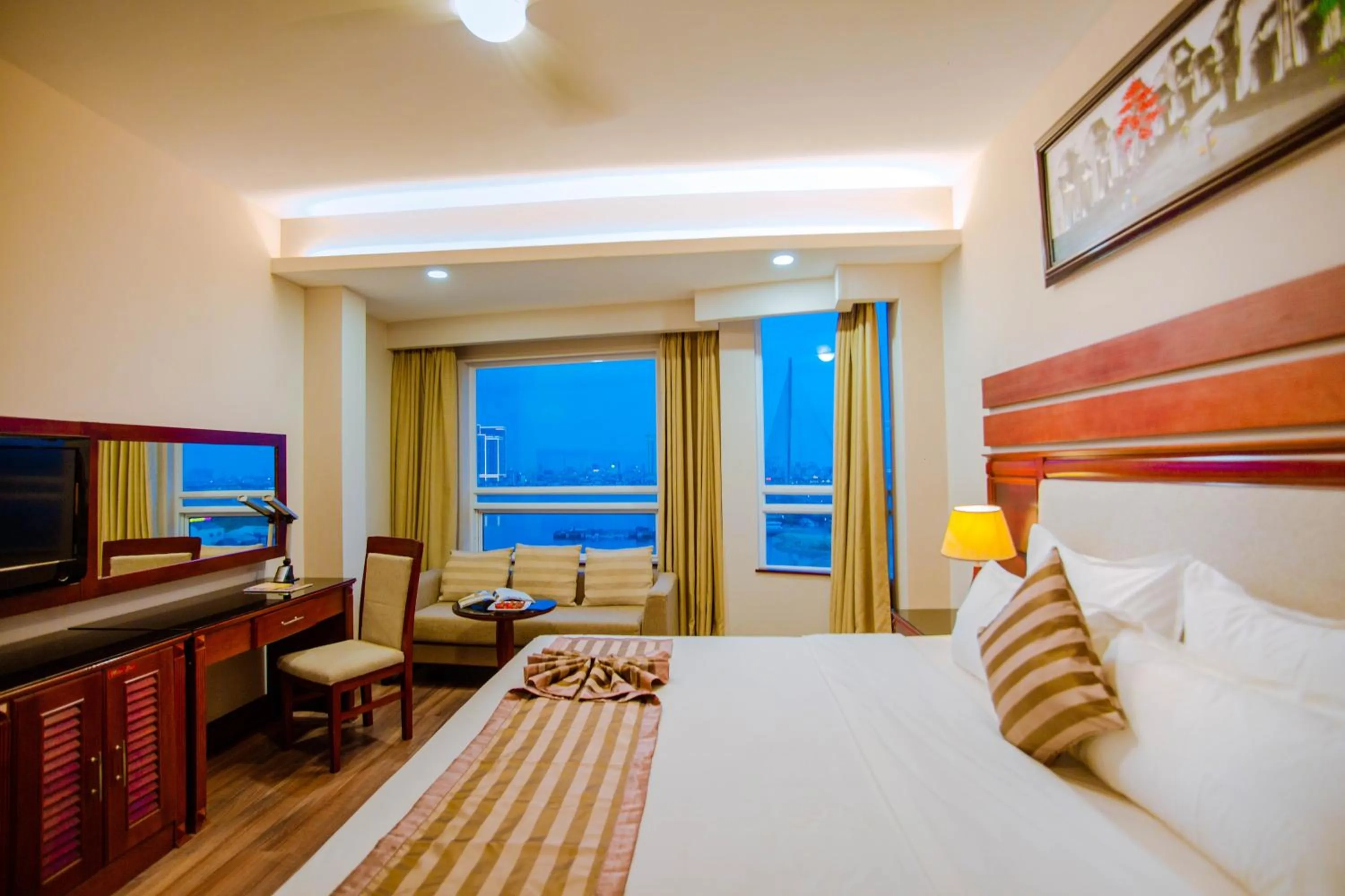 Photo of the whole room, Bed in Minh Toan Athena Hotel