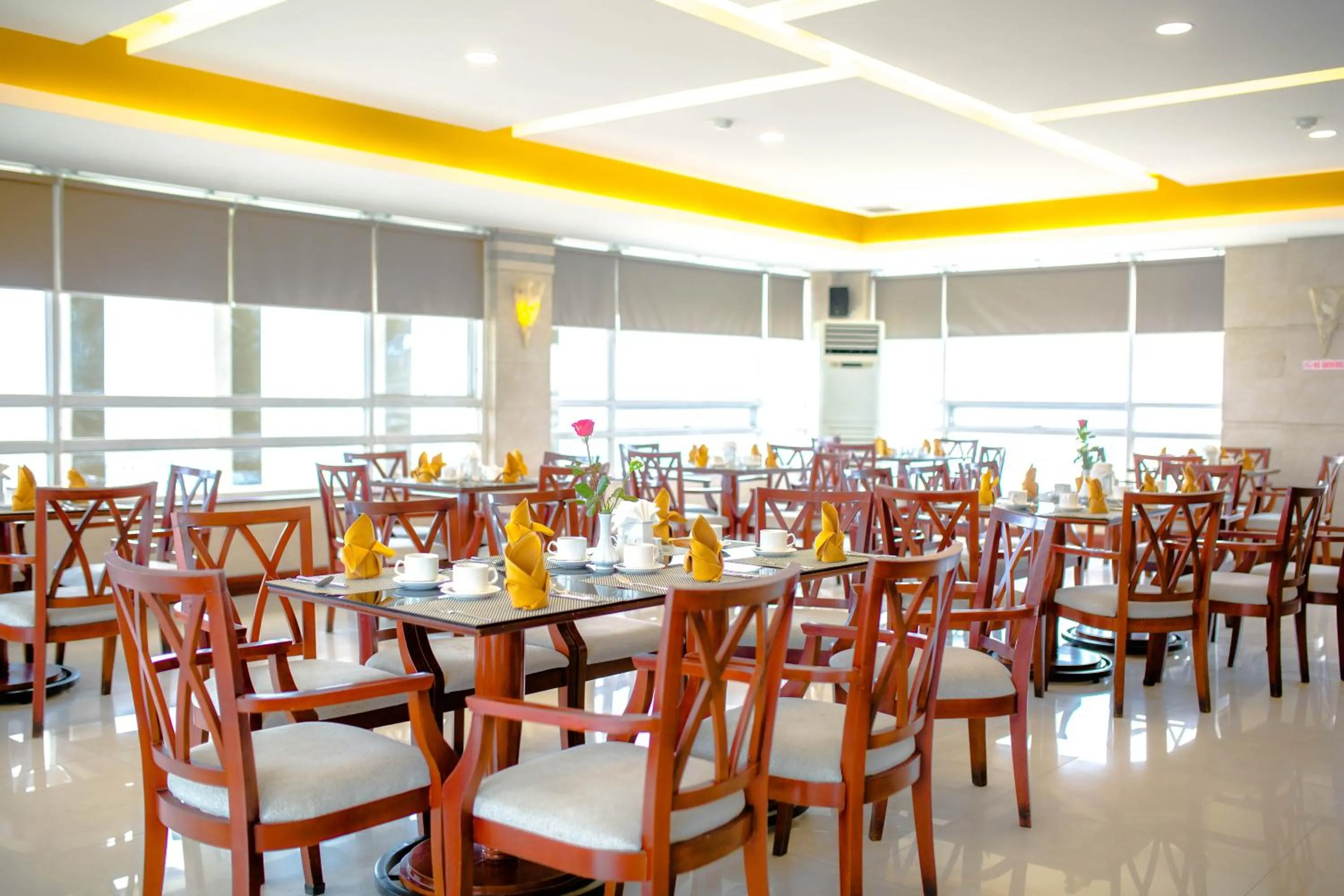 Restaurant/places to eat in Minh Toan Athena Hotel