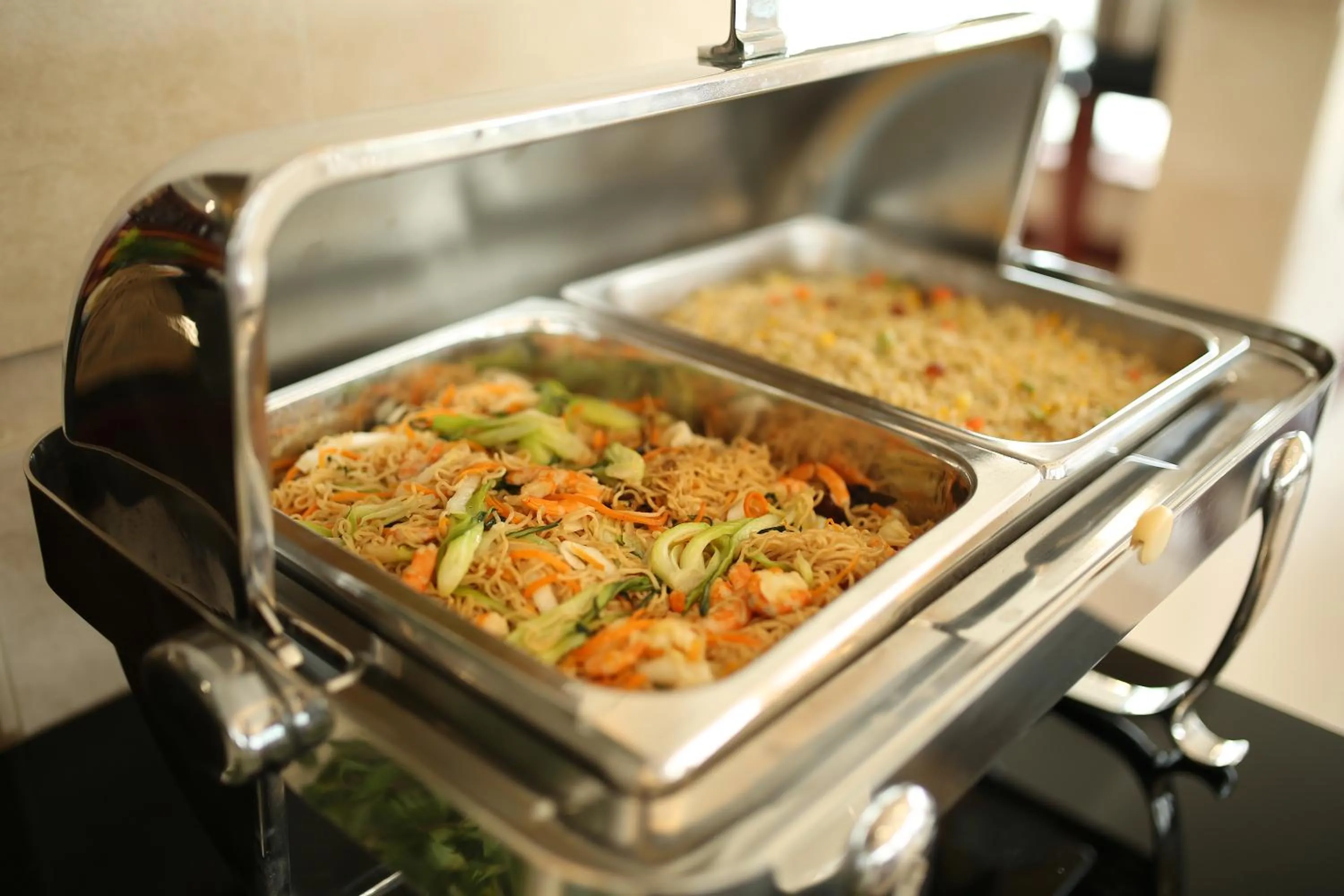 Restaurant/places to eat in Minh Toan Athena Hotel