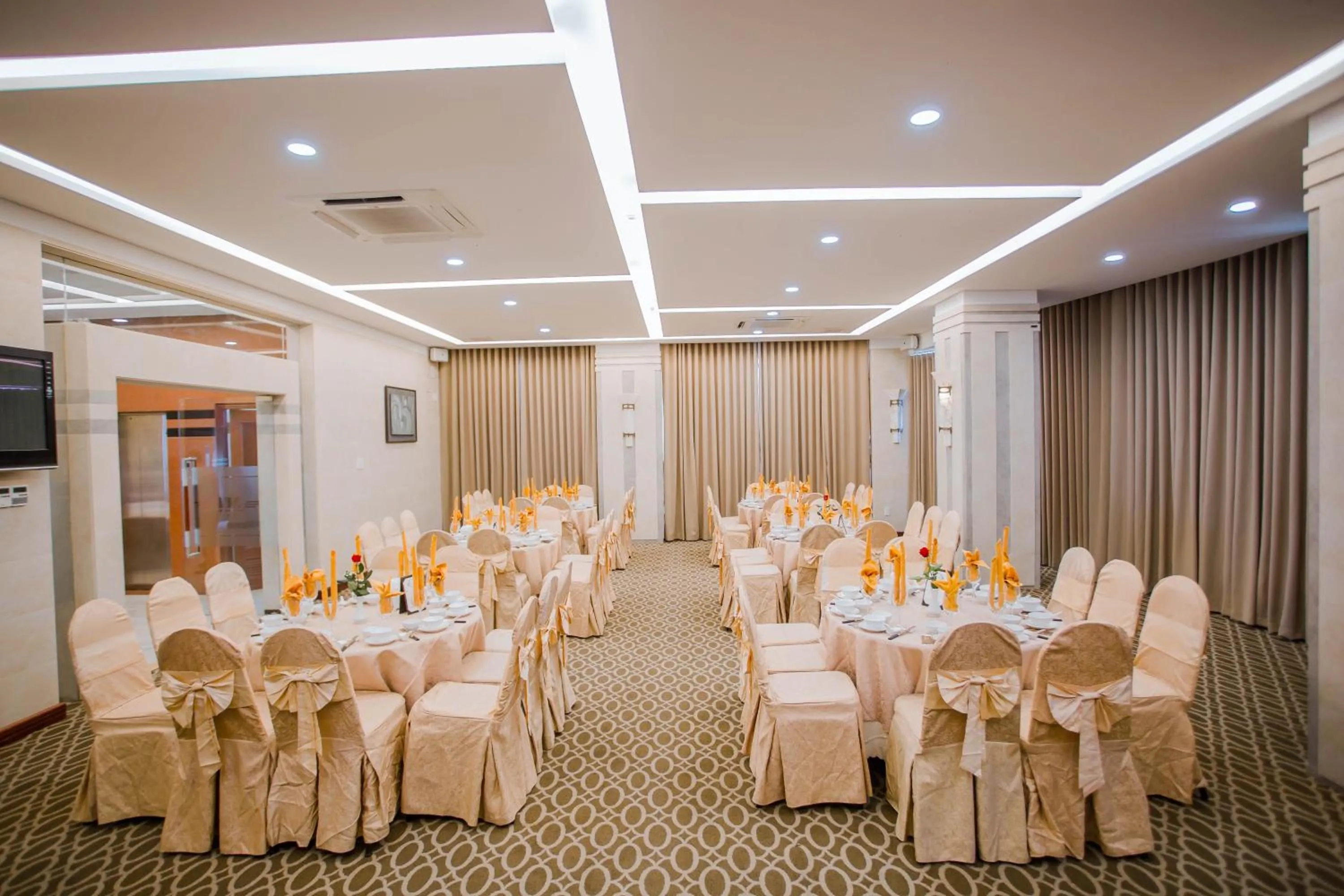 Meeting/conference room in Minh Toan Athena Hotel