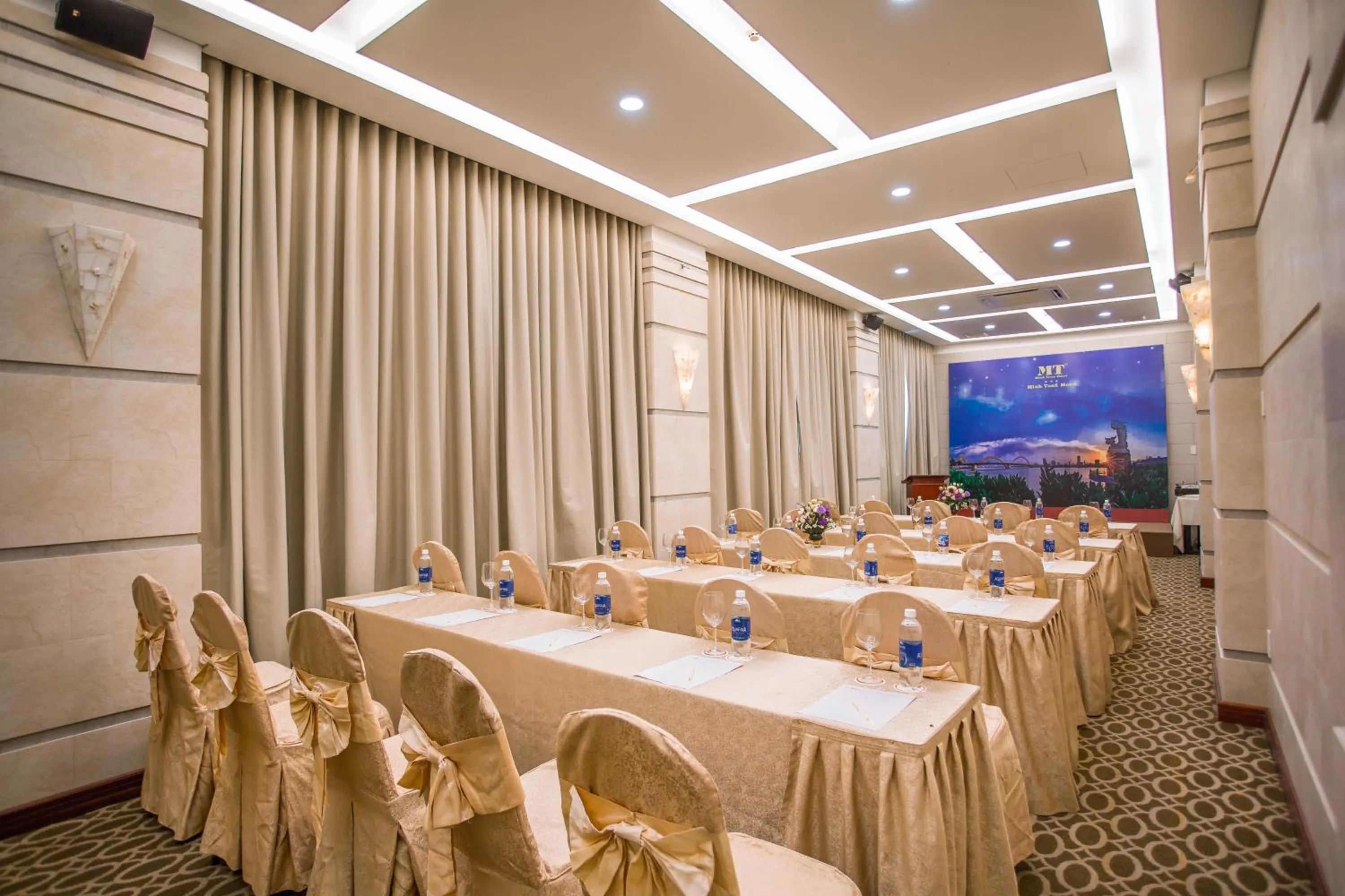 Meeting/conference room in Minh Toan Athena Hotel