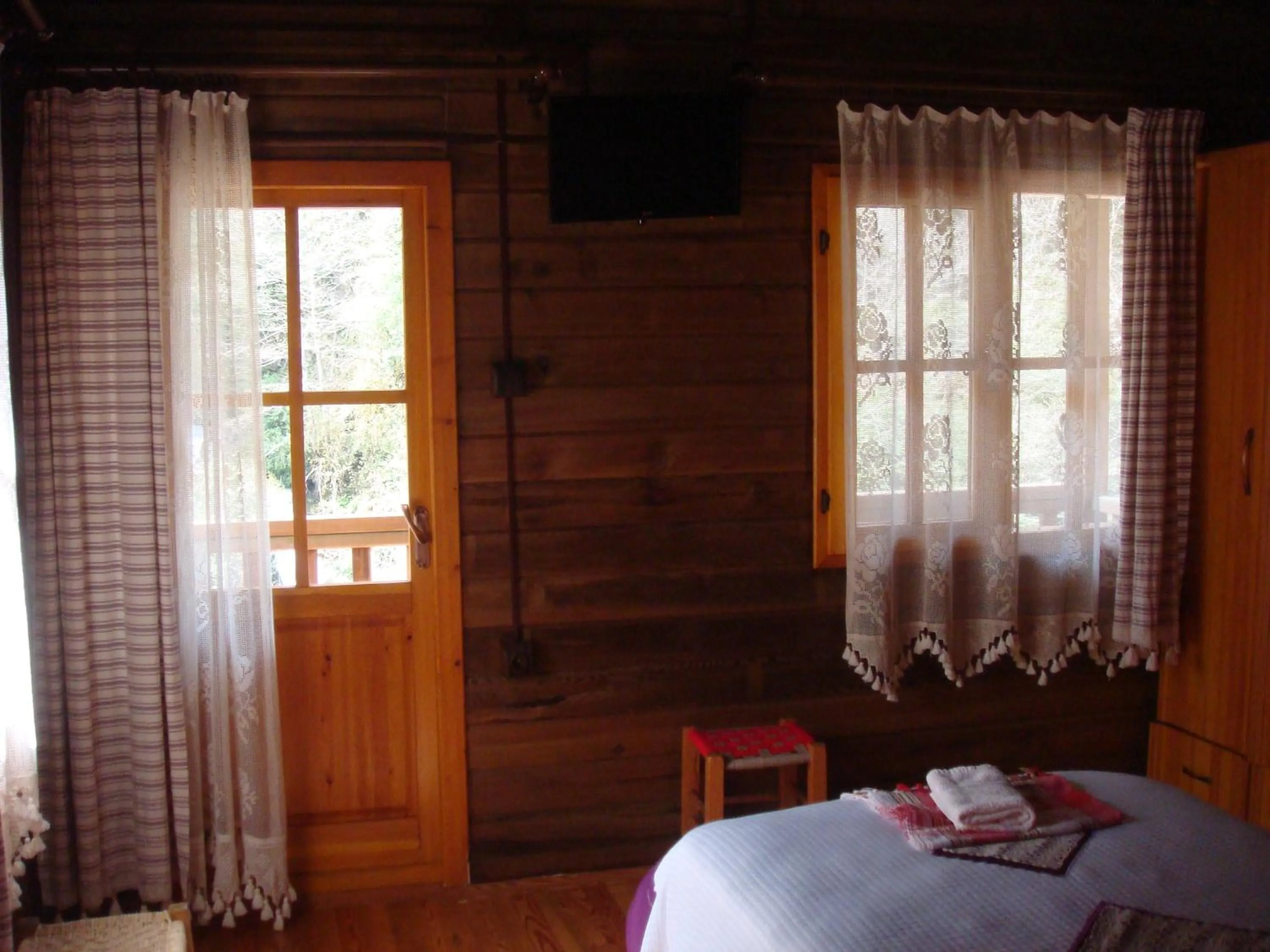 Decorative detail, Bed in Mencuna Konaklari