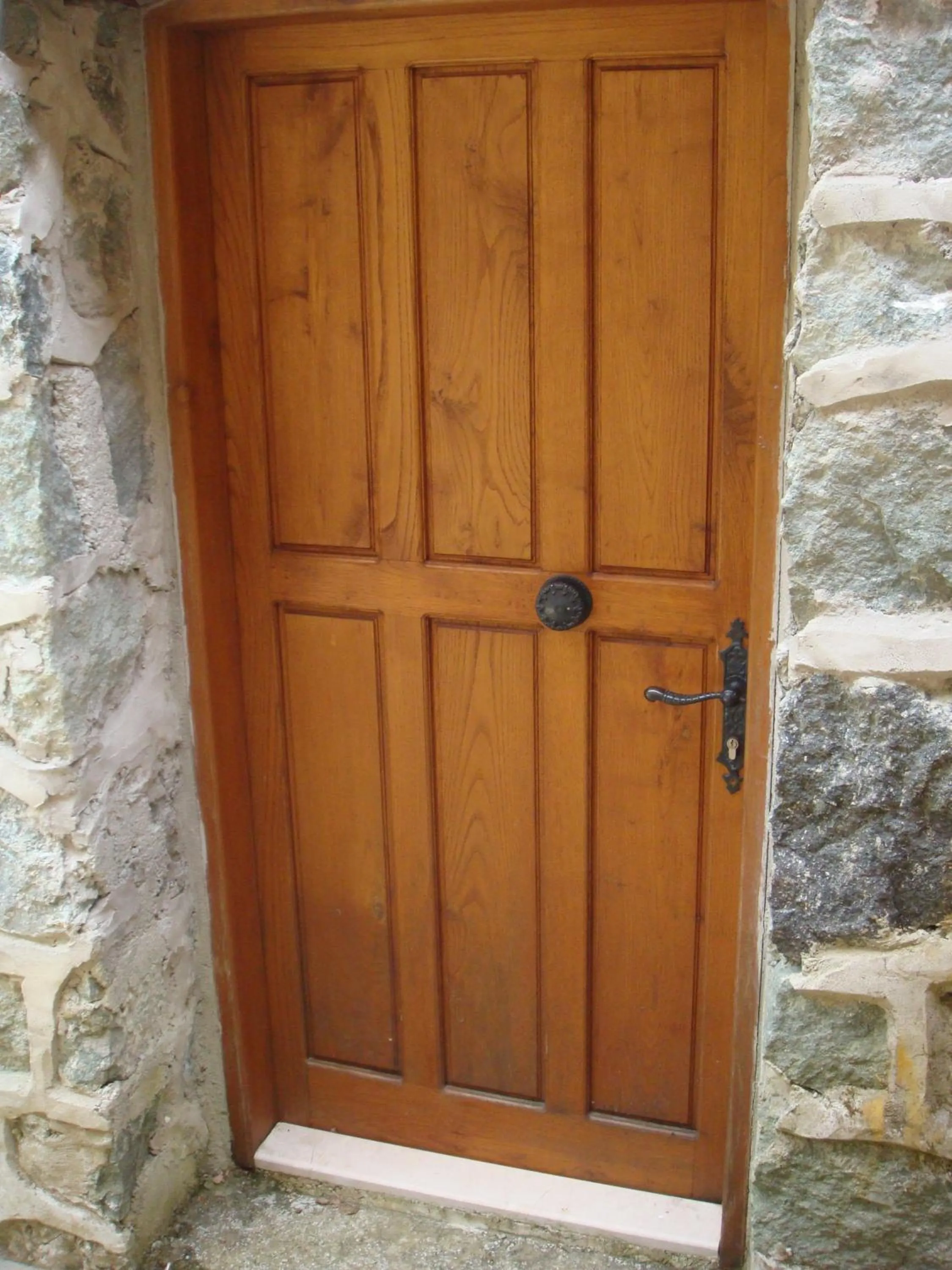 Decorative detail in Mencuna Konaklari