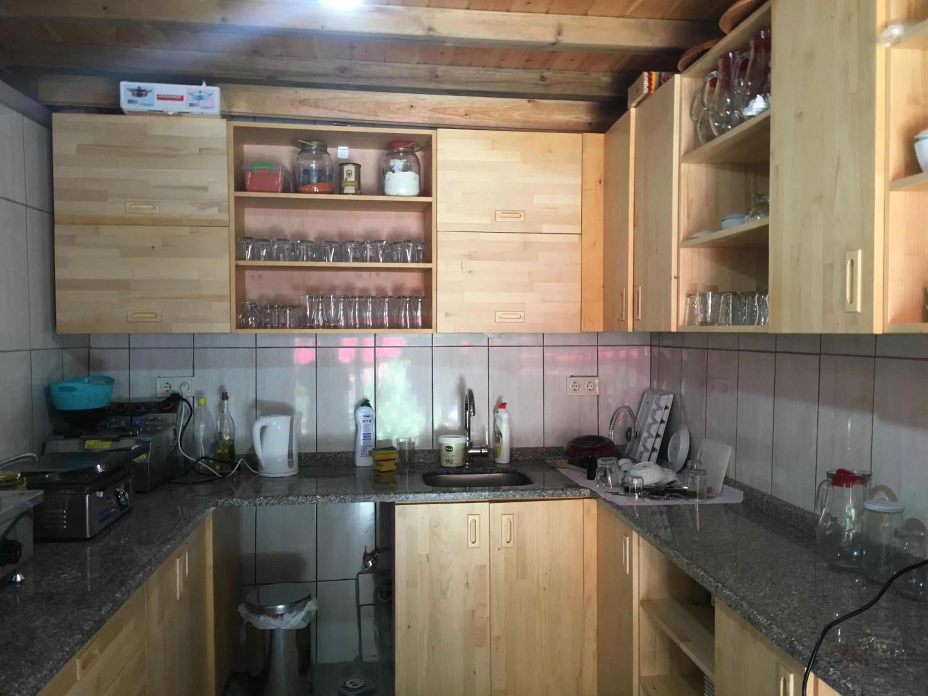 Food in Mencuna Konaklari