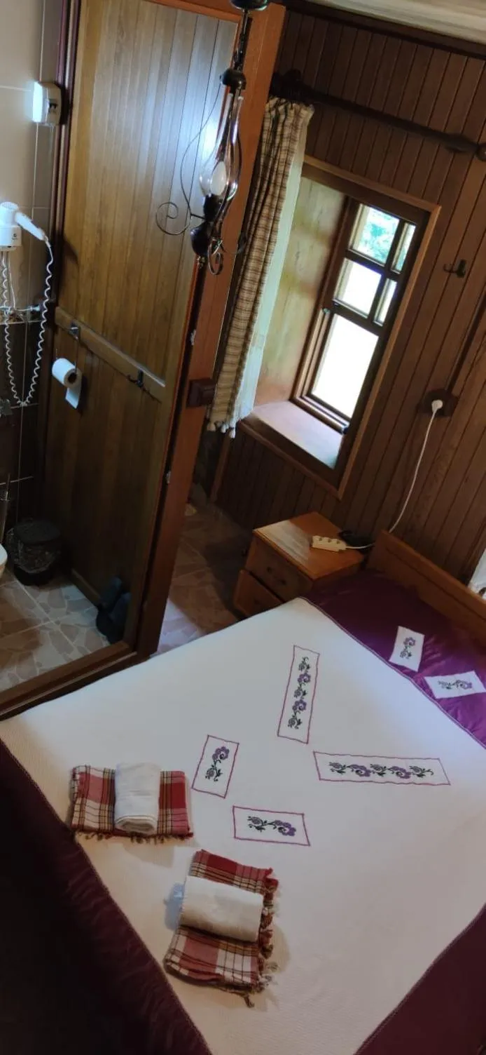 Photo of the whole room in Mencuna Konaklari