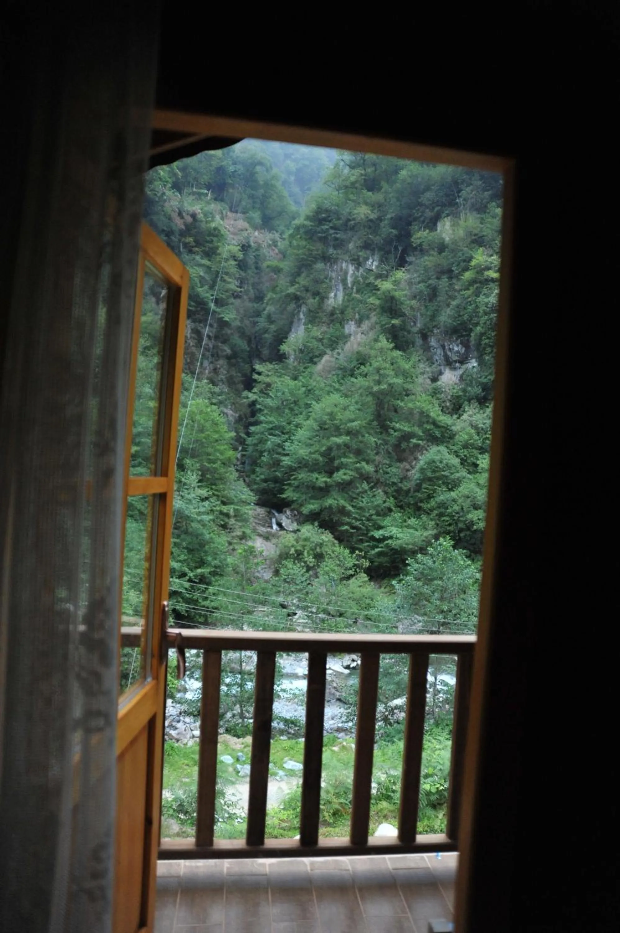 Lake view in Mencuna Konaklari