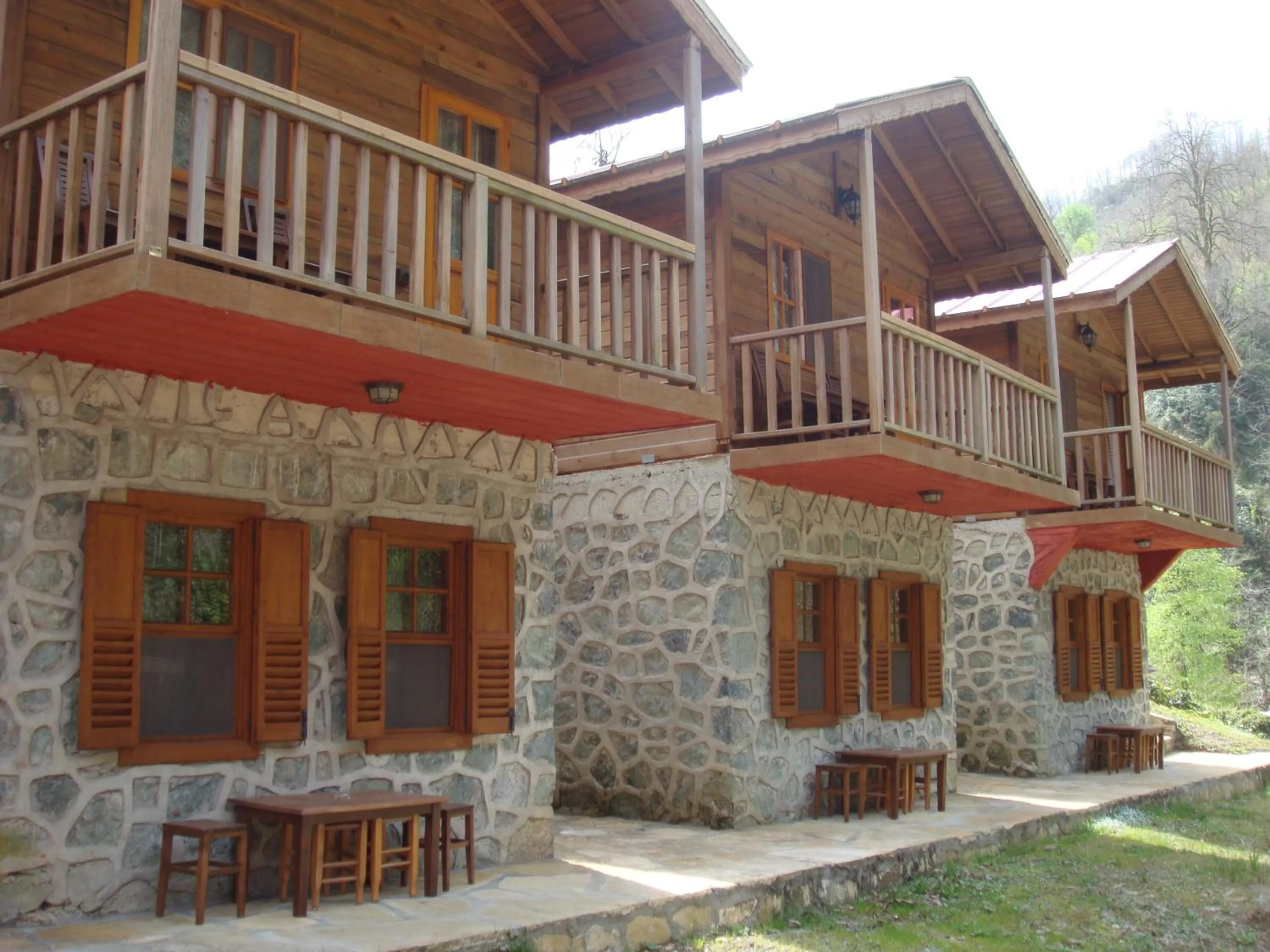 Property building in Mencuna Konaklari