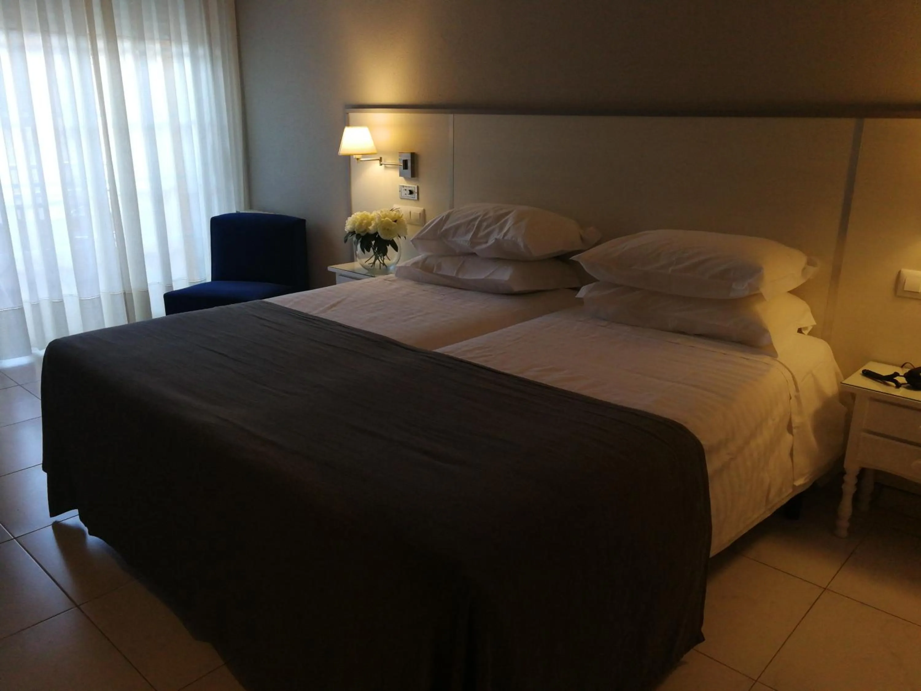 Photo of the whole room, Bed in Hotel Ancora SANXENXO