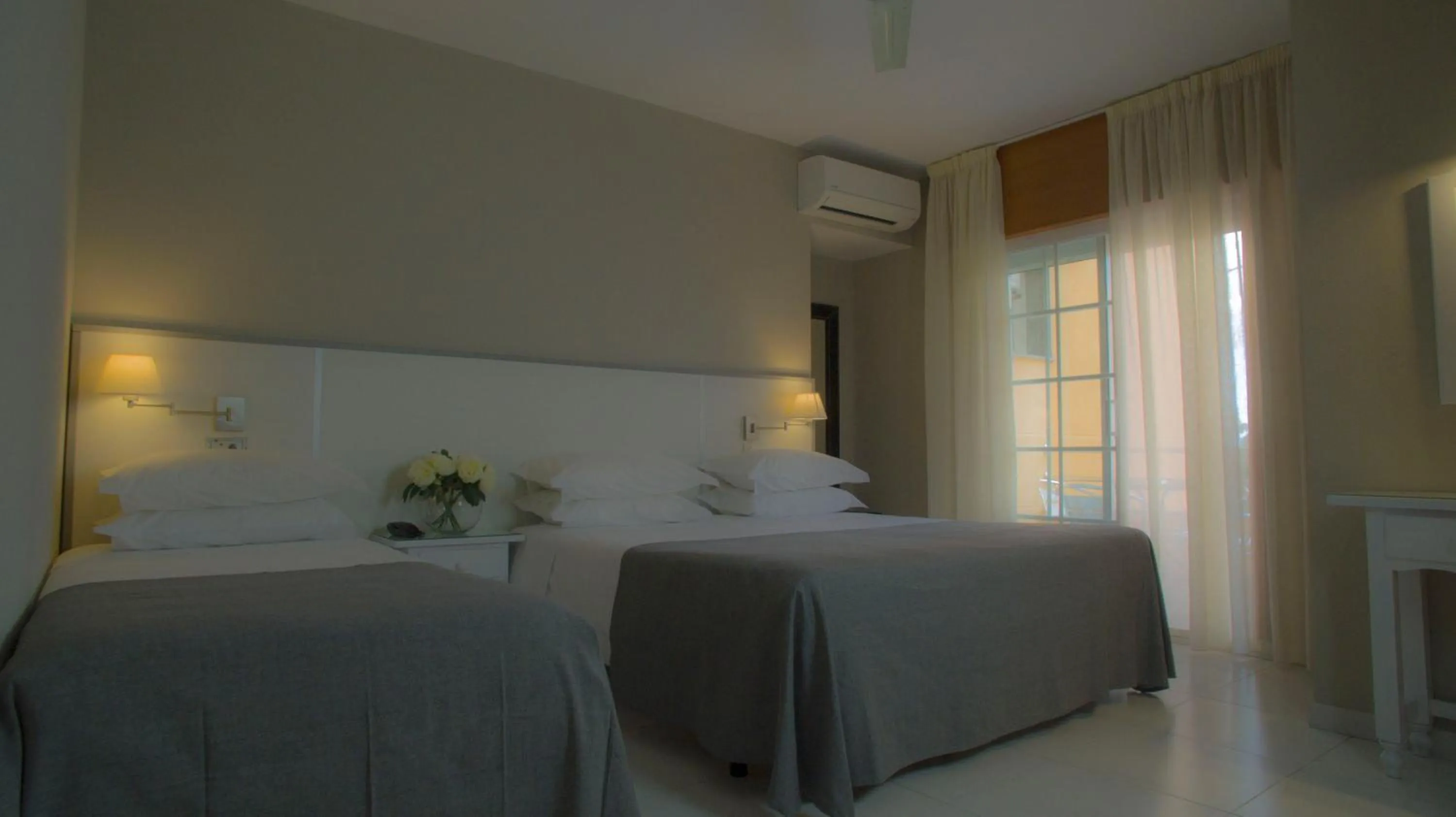 Photo of the whole room, Bed in Hotel Ancora SANXENXO