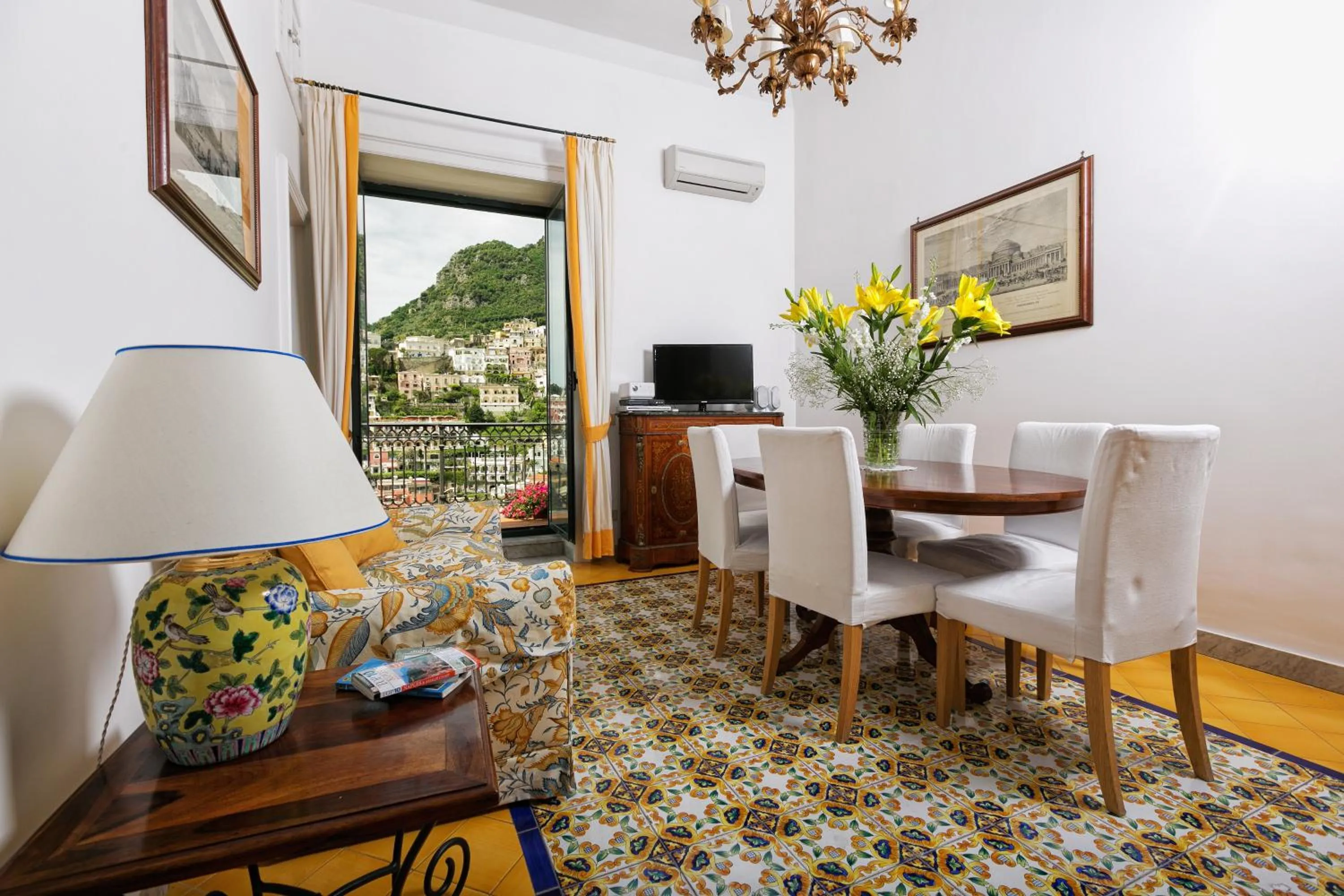 Living room in Palazzo Margherita