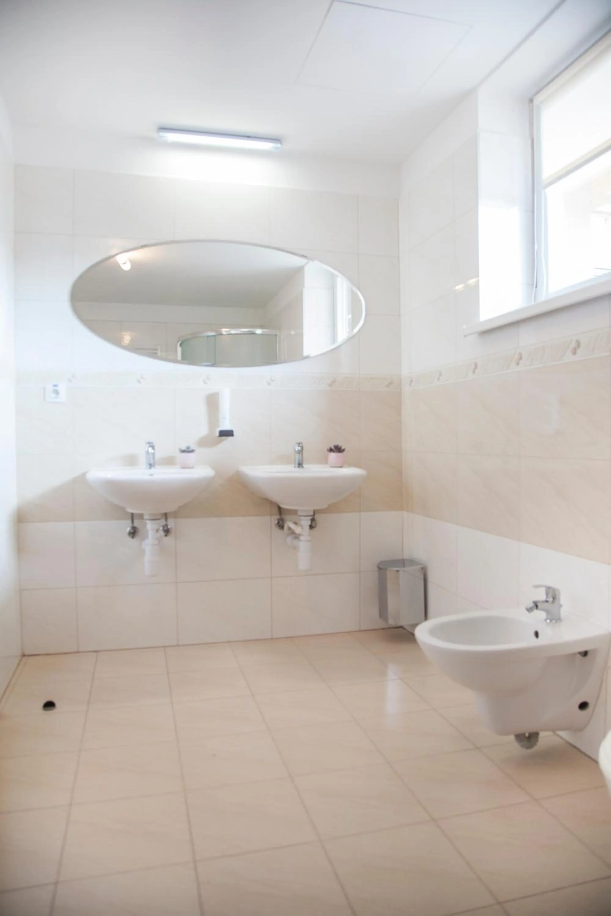 Bathroom in Hotel Eminent