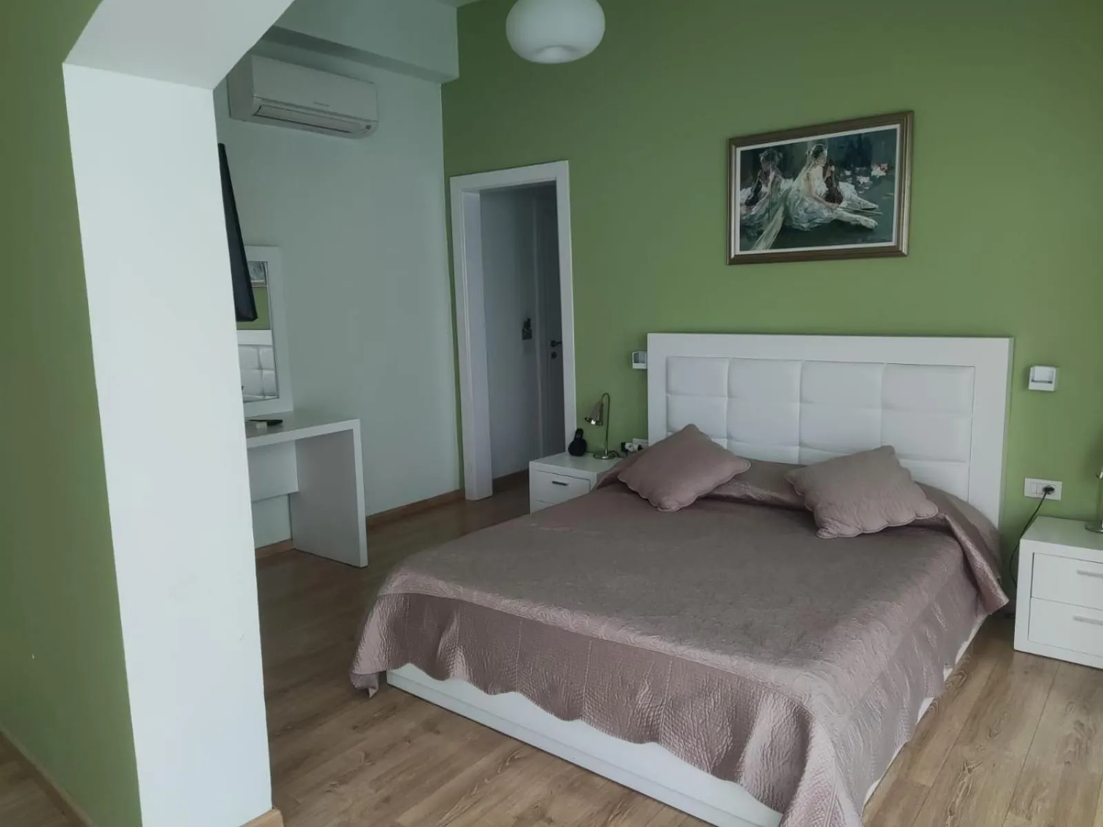 Photo of the whole room, Bed in Hotel & Restaurant White City