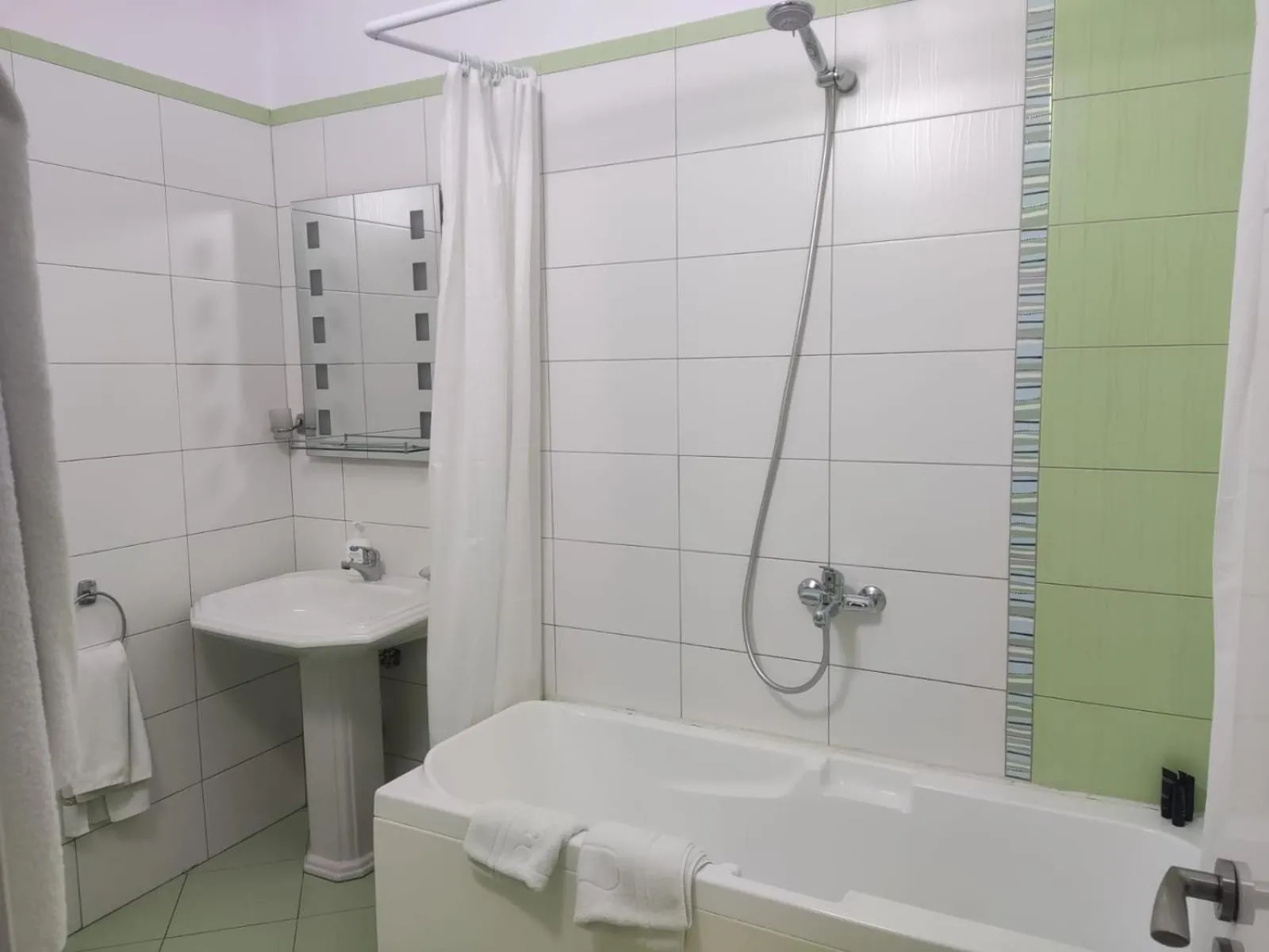 Toilet in Hotel & Restaurant White City