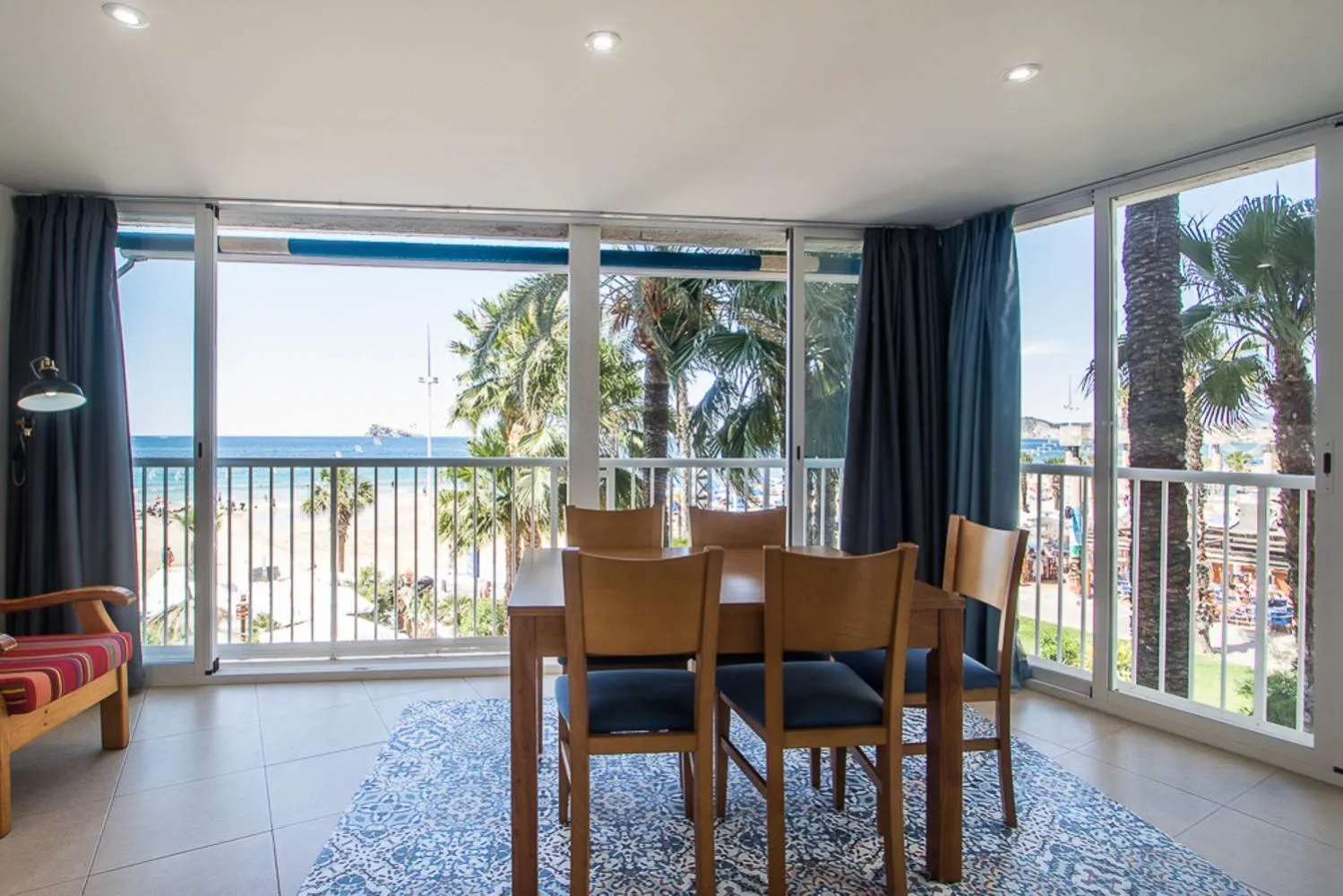 Day in Apartamentos Torre Yago