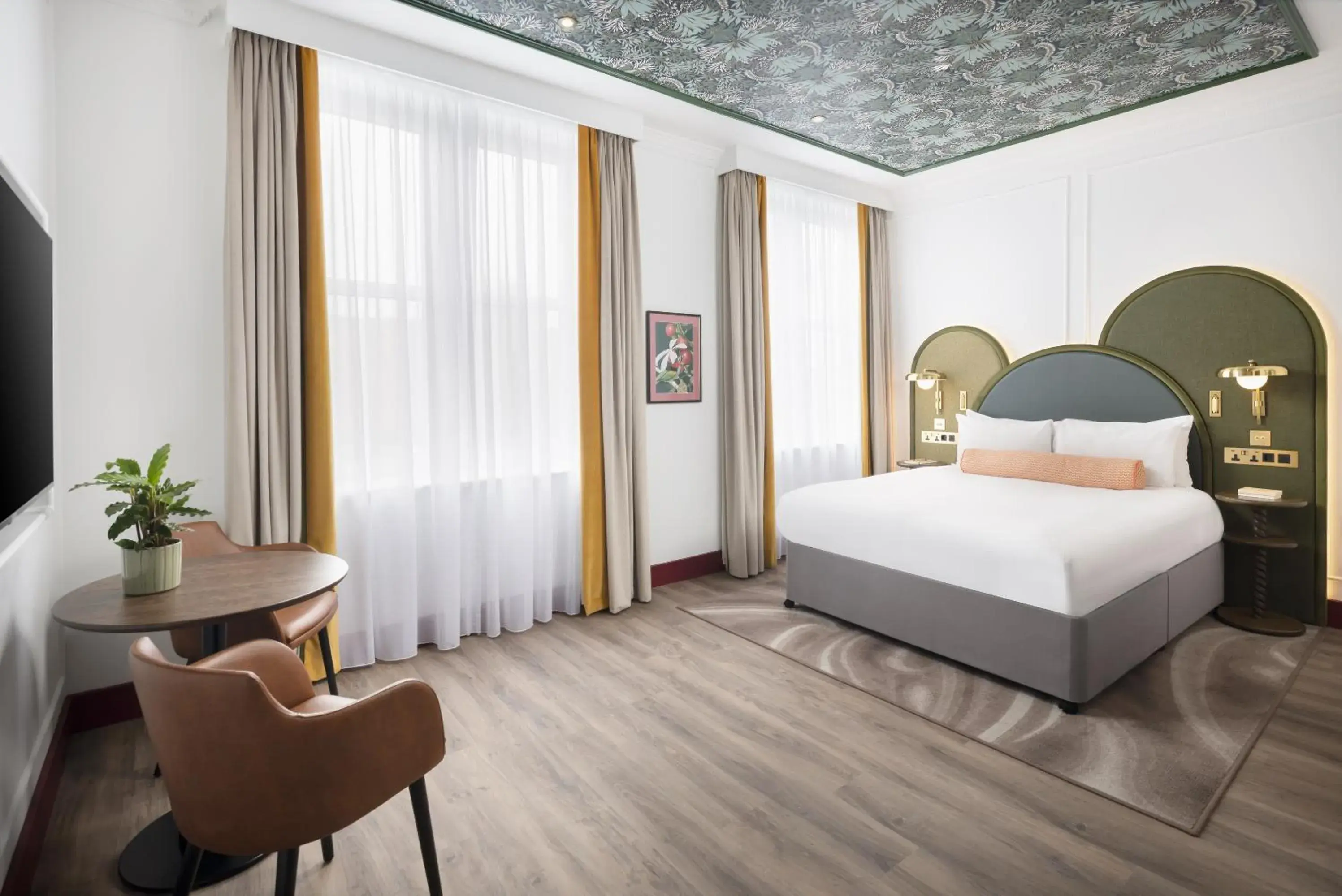 Queen Suite with Sofa Bed in The Welbeck Hotel by IHG Queen Suite with Sofa Bed in The Welbeck Hotel by IHG