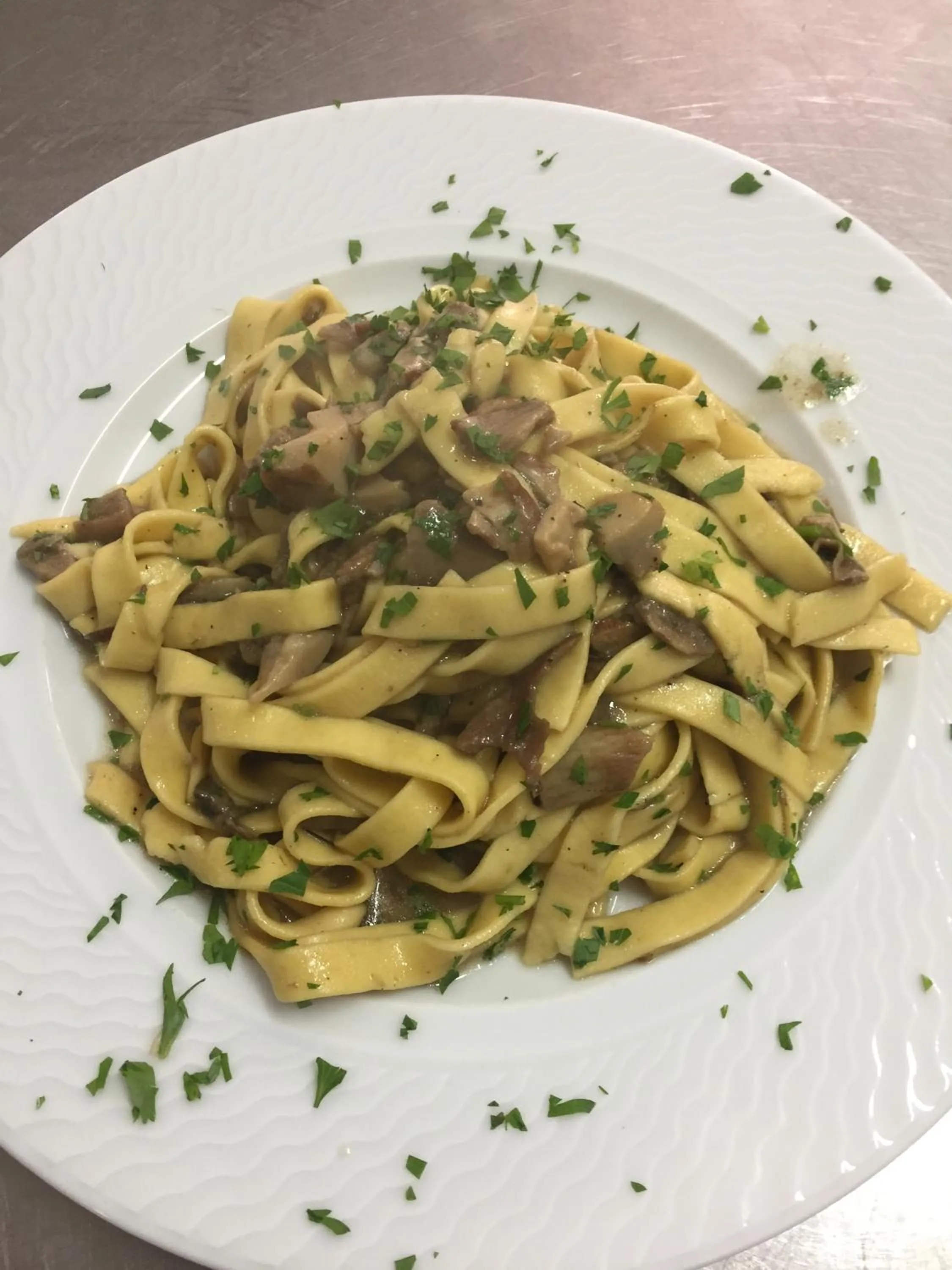 Food and drinks in hotel lo sciatore