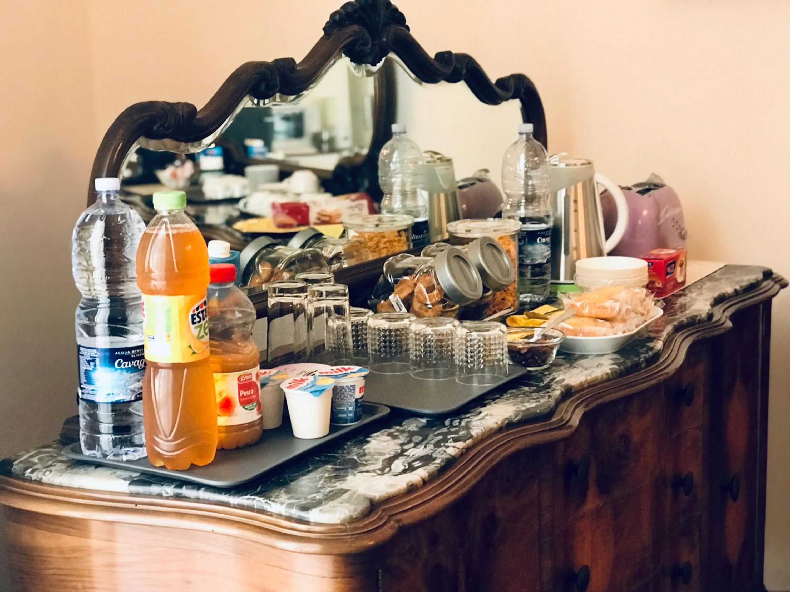 Breakfast in Casa del Marchese B&B