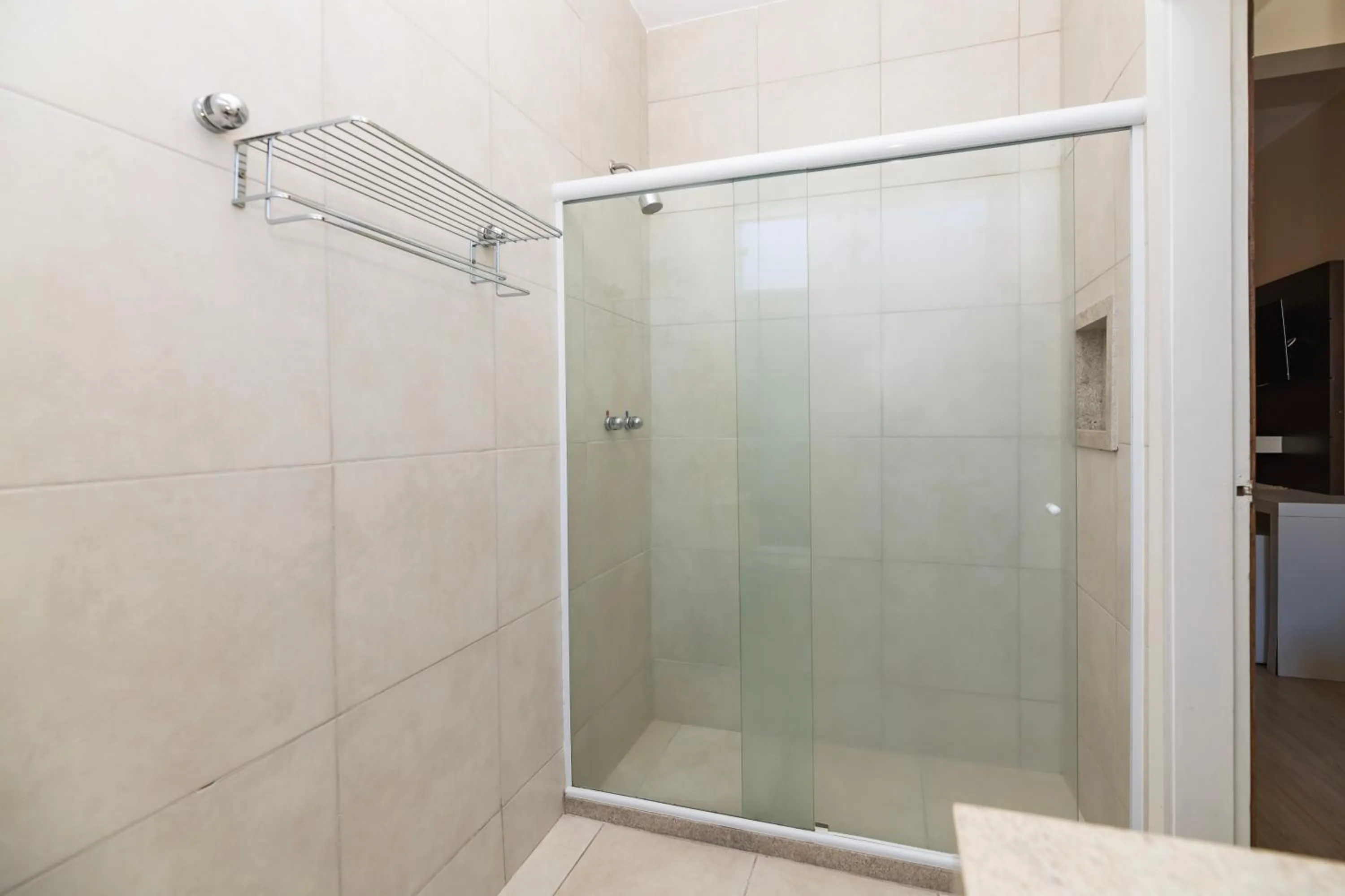 Shower in Hotel Fabris