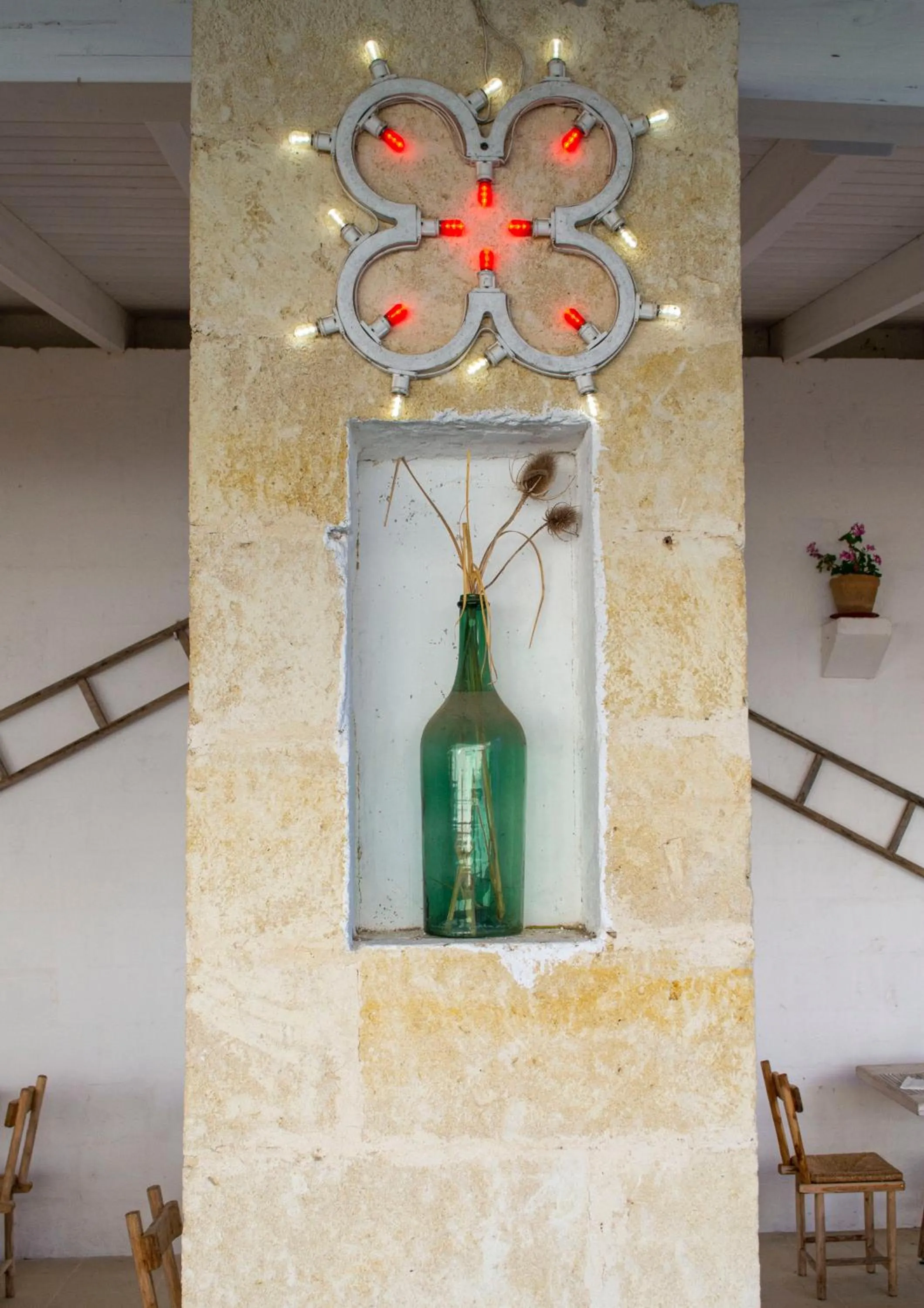 Decorative detail in Masseria Rauccio
