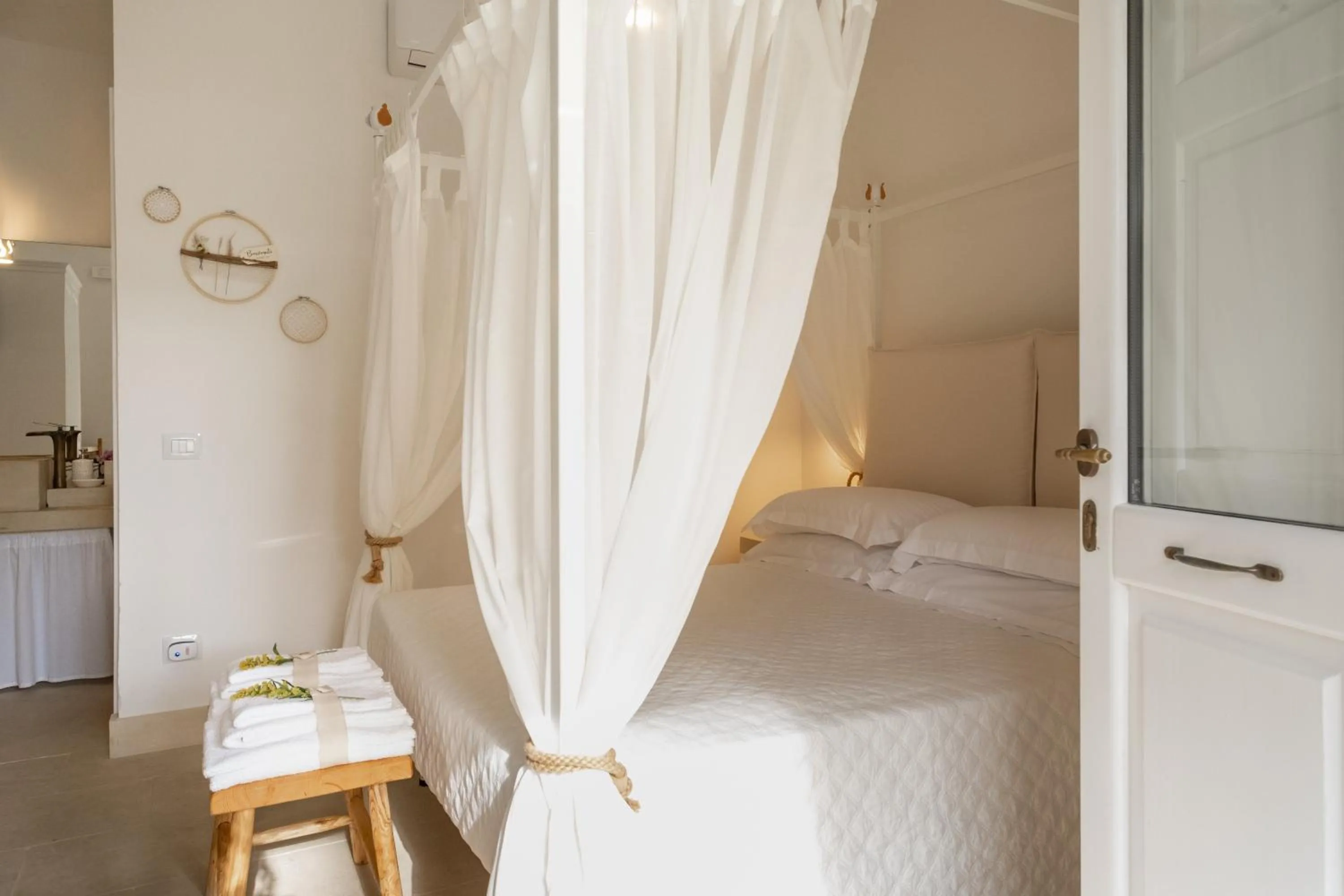 Bedroom, Bed in Masseria Rauccio