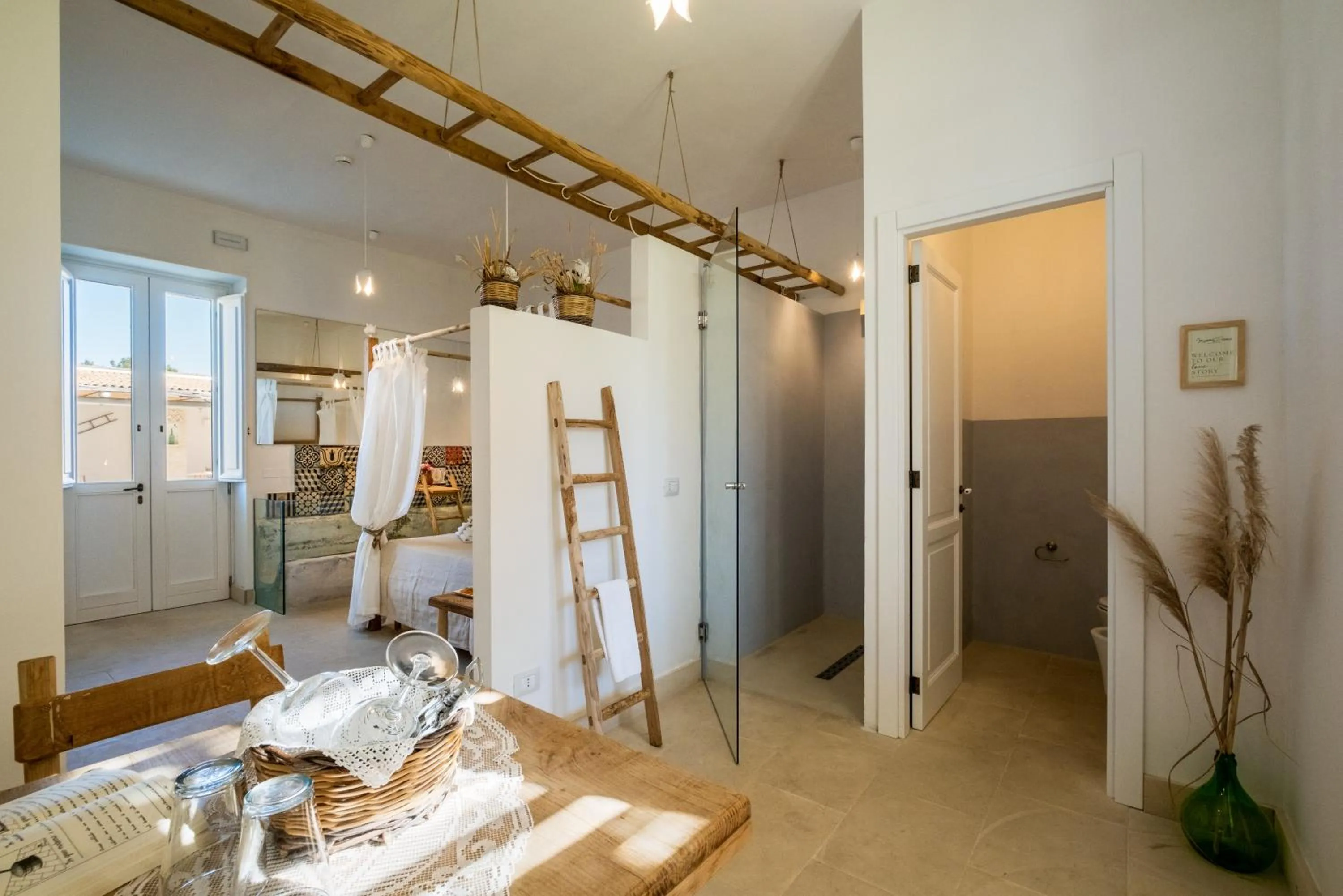 Shower in Masseria Rauccio