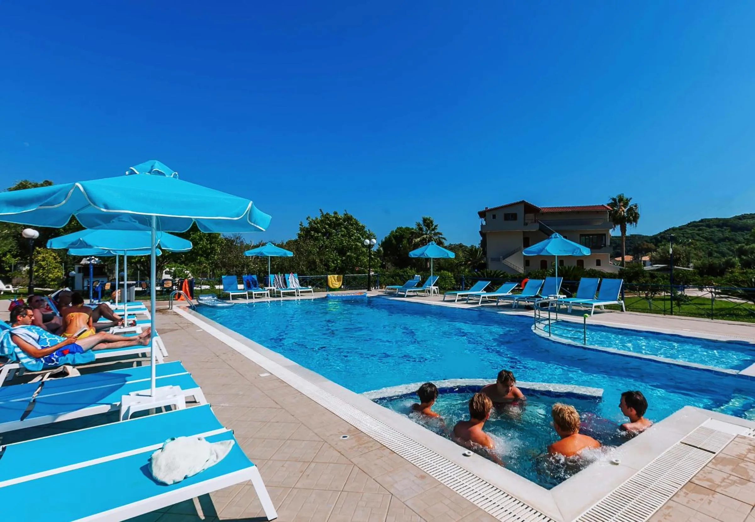 Day in Villa Diamond